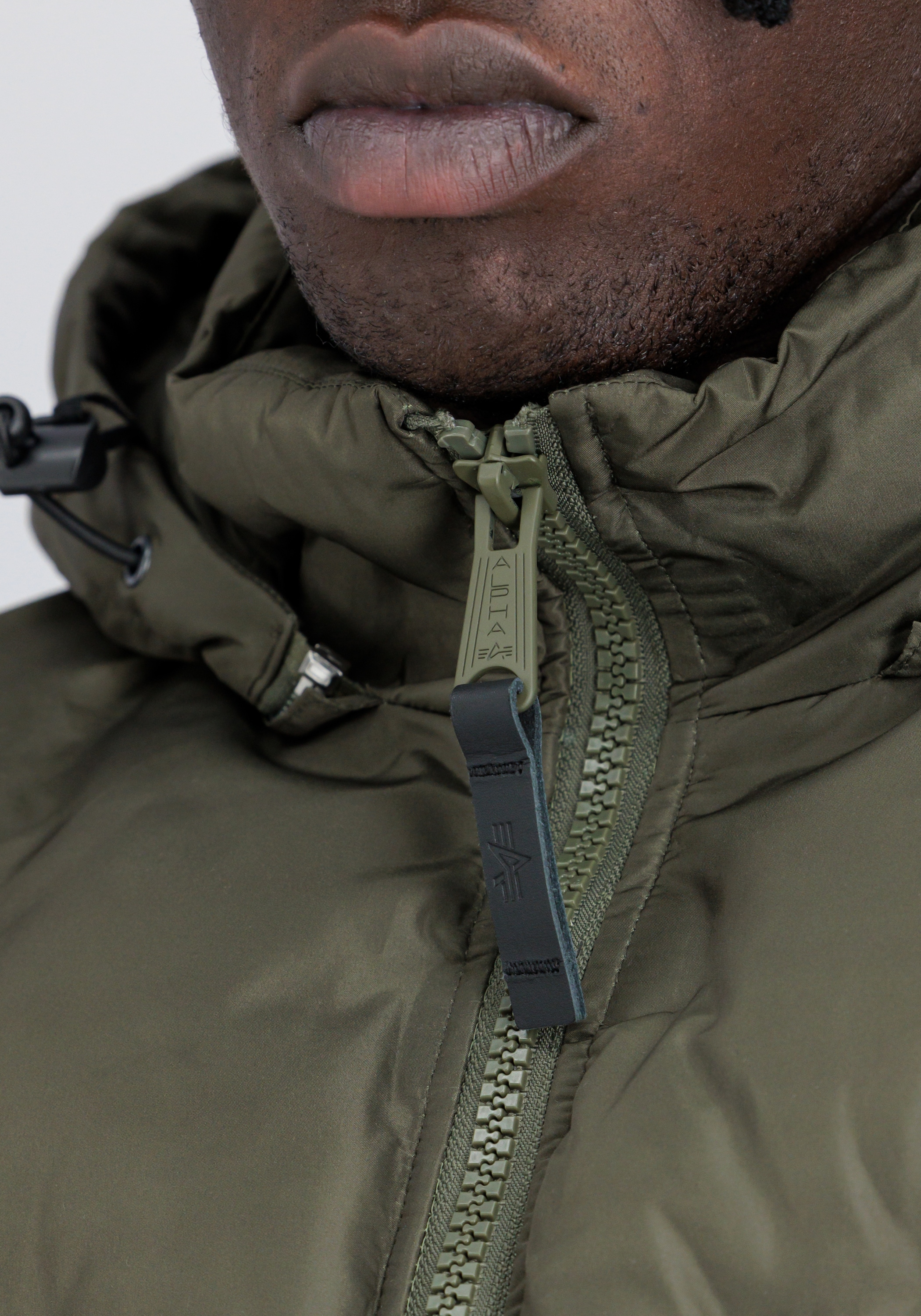 Alpha Industries Winterjacke »Alpha Industries Men - Cold Weather Jackets Hooded Logo Puffer«