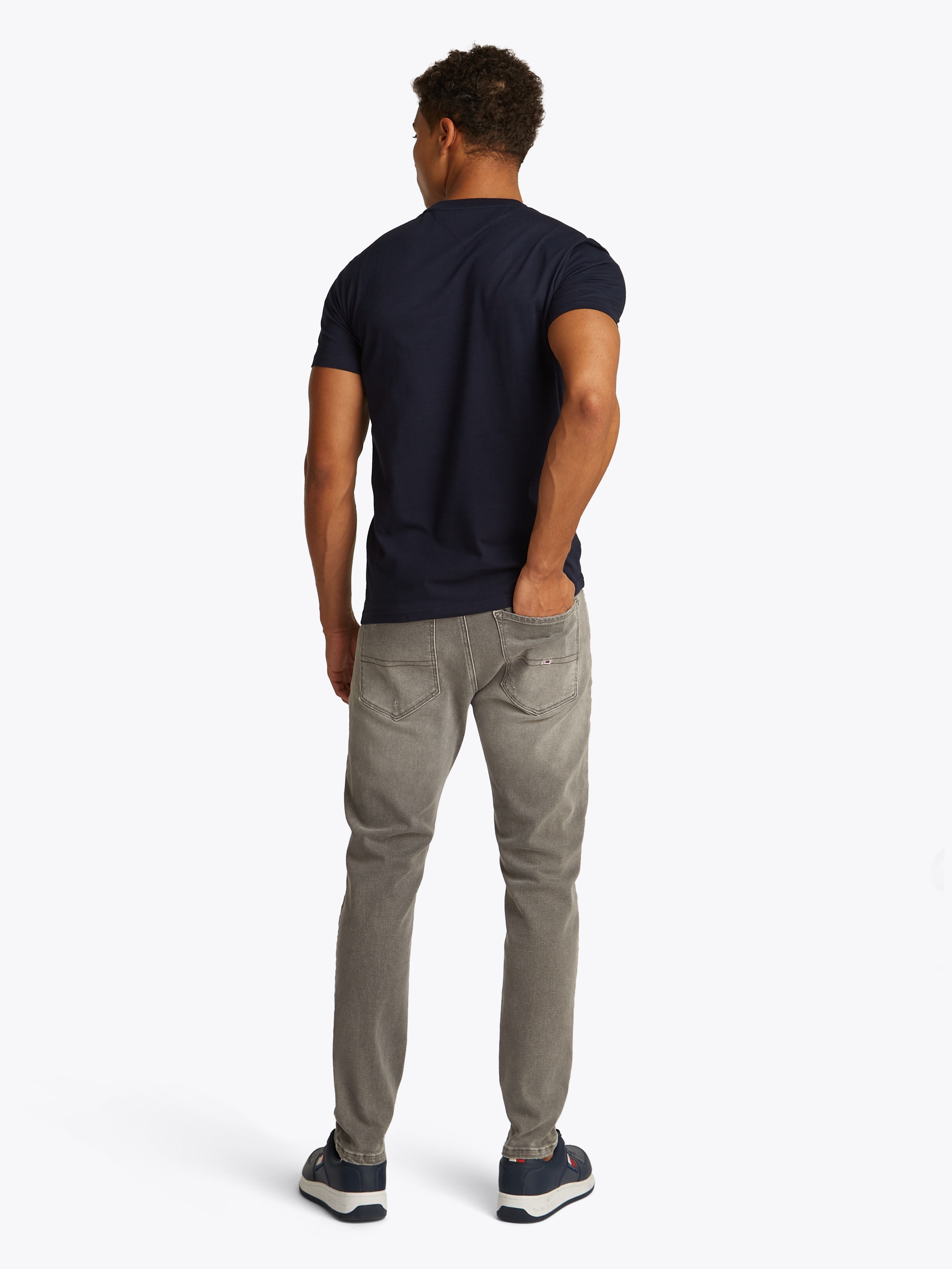 Tommy Jeans Plus Rundhalsshirt »TJM XSLIM 2PACK JERSEY TEE EXT«, (Packung, 2er-Pack), in Grossen Grössen, Logostickerei