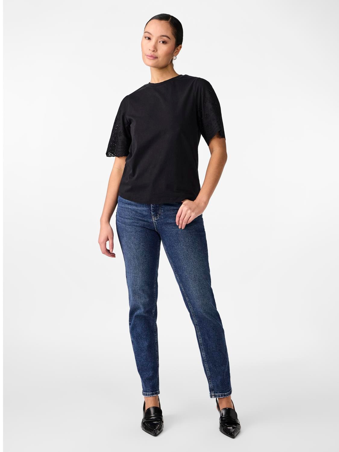 Y.A.S Kurzarmshirt »YASLEX SS TOP W. EMB SLEEVES S. NOOS«, mit Lochstickerei
