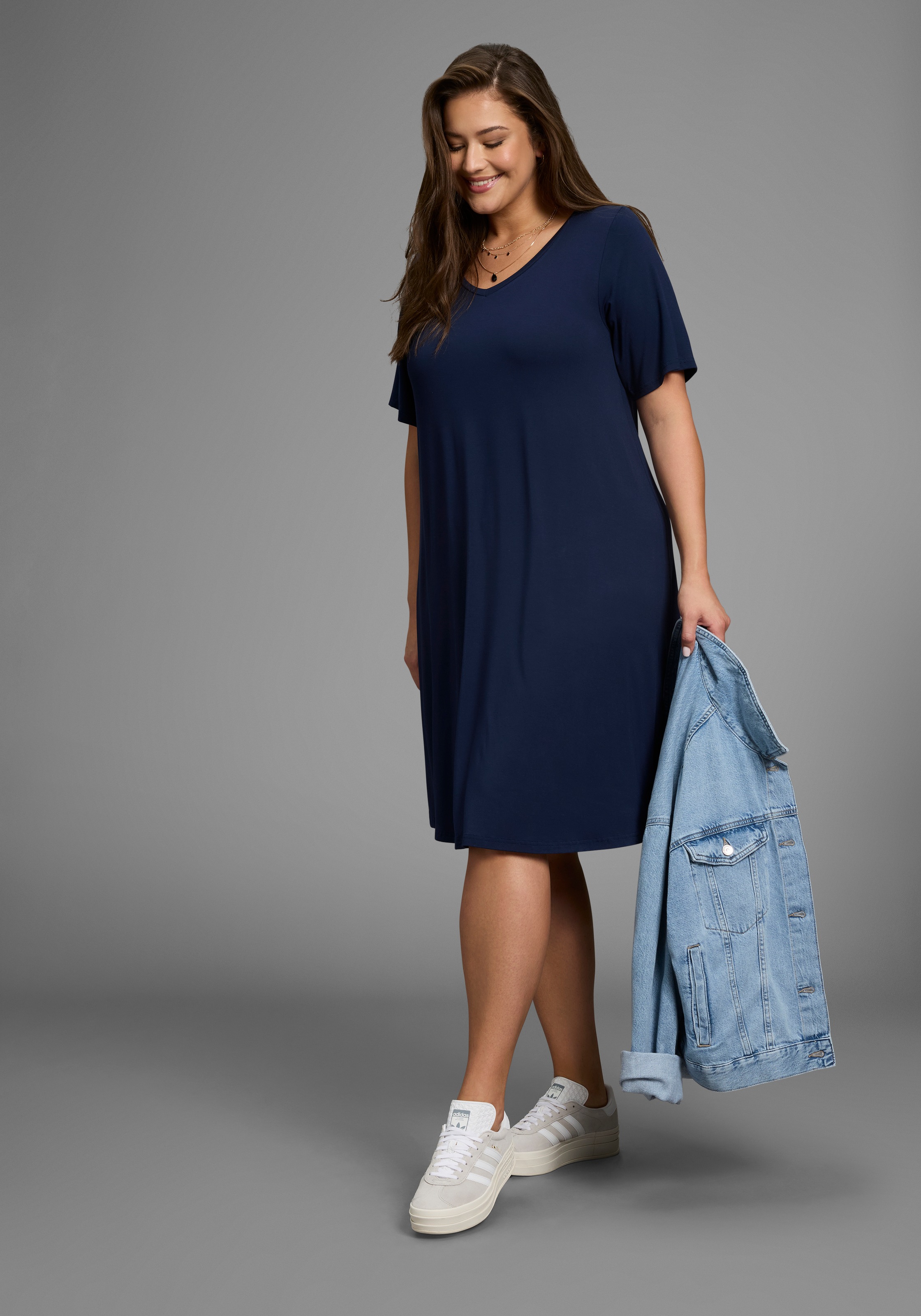 Laura Scott CURVE Jerseykleid, in leicht ausgestellter, fliessender Wickelform - GROSSE GRÖSSE