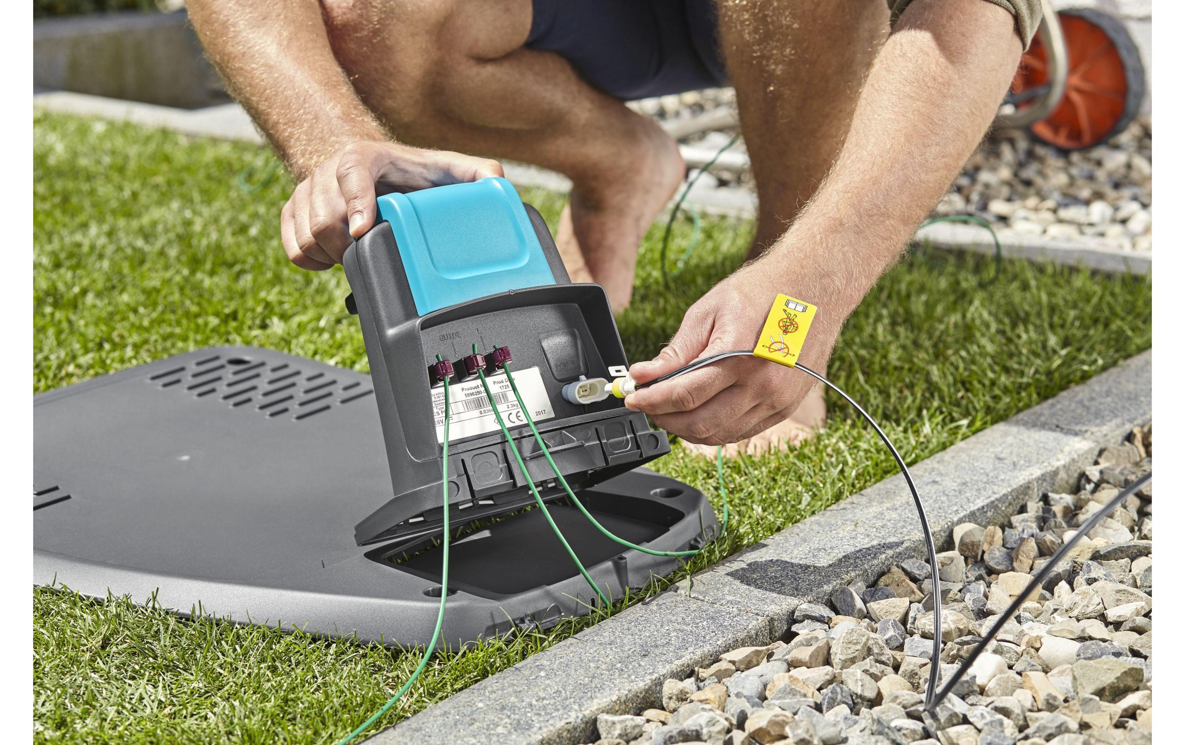 GARDENA Rasenmähroboter »smart Sileno city 500 Quadratmeter«, (Set, Gateway / Ladestation / Begrenzungskabel 150 m / Haken 200 Stk.)