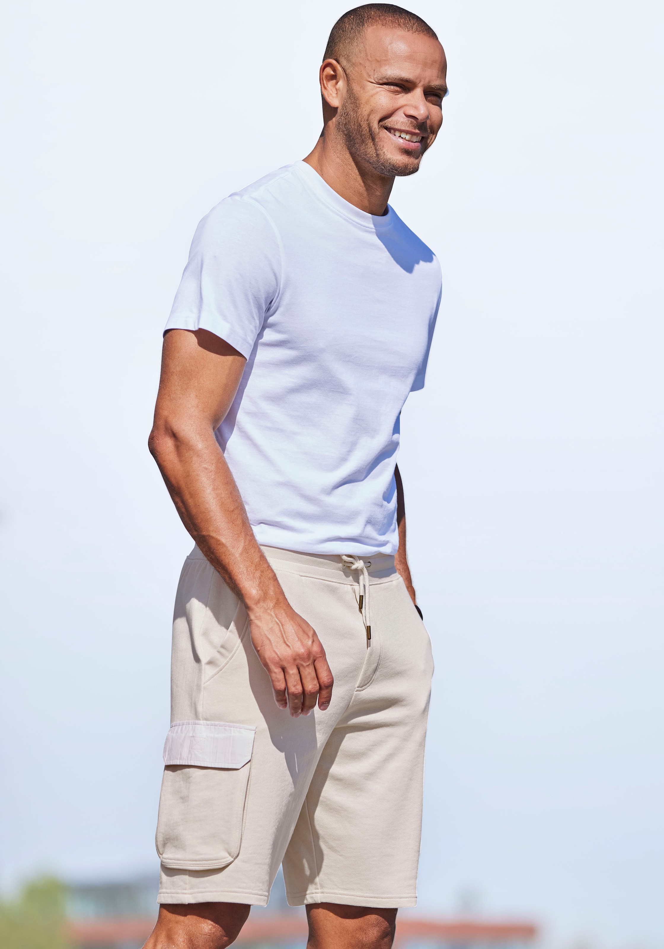 AUTHENTIC LE JOGGER Sweatshorts, Cargotaschen mit Webdetails