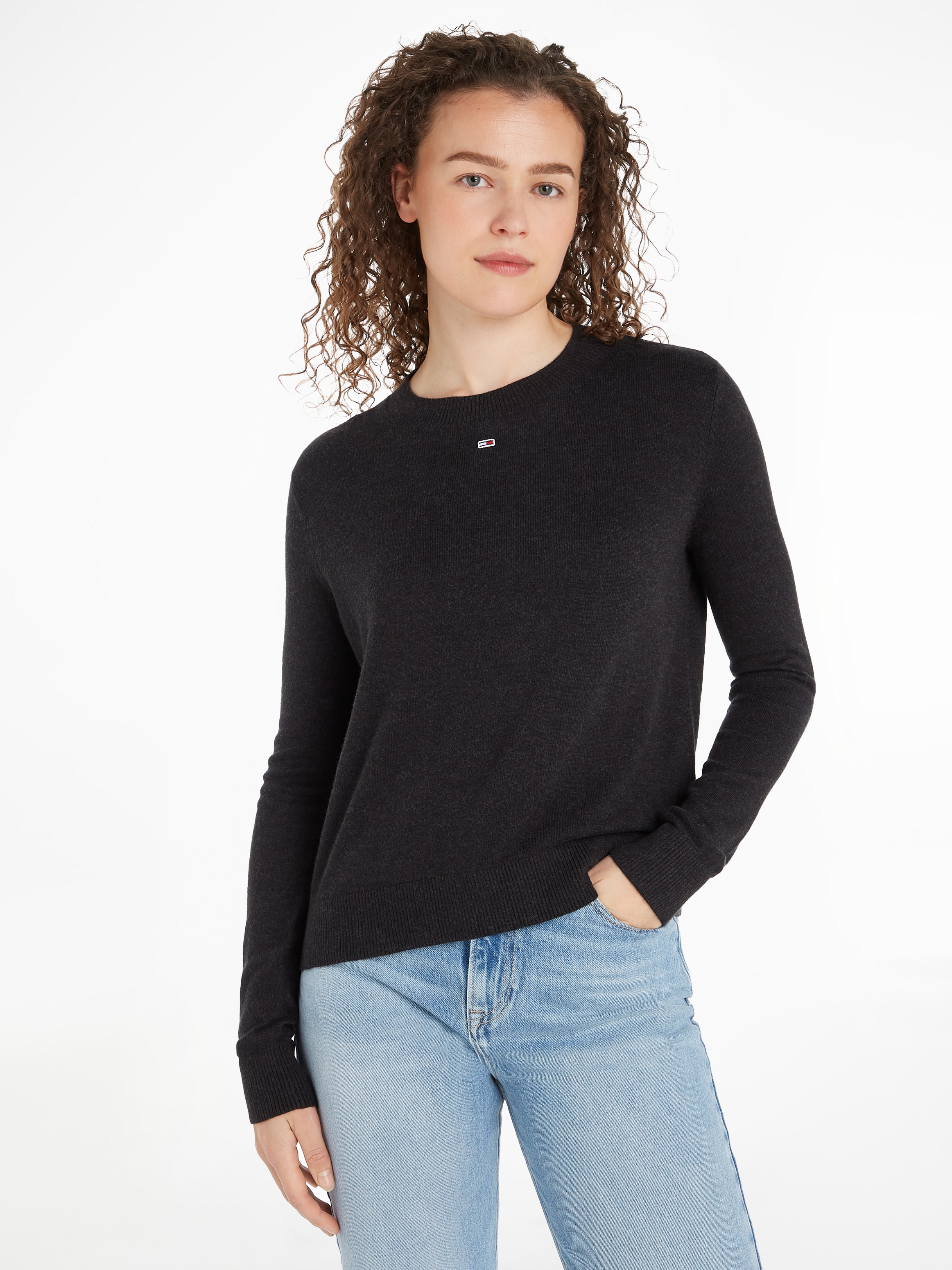 Tommy Jeans Strickpullover »TJW ESSENTIAL CREW NECK SWEATER«, mit Logostickerei