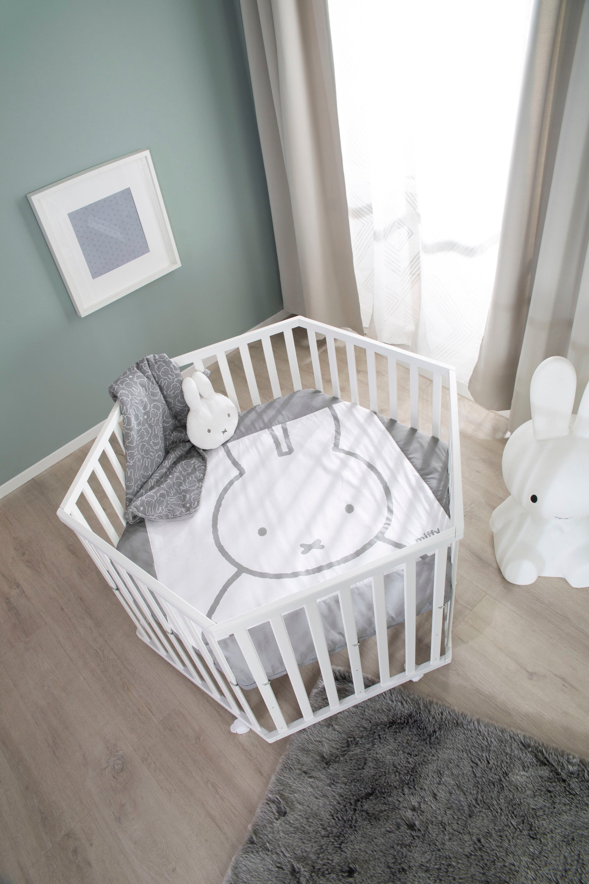 roba® Laufgitter »miffy®, weiss, 6-eckig«, bis 15 kg, mit Stoffeinlage