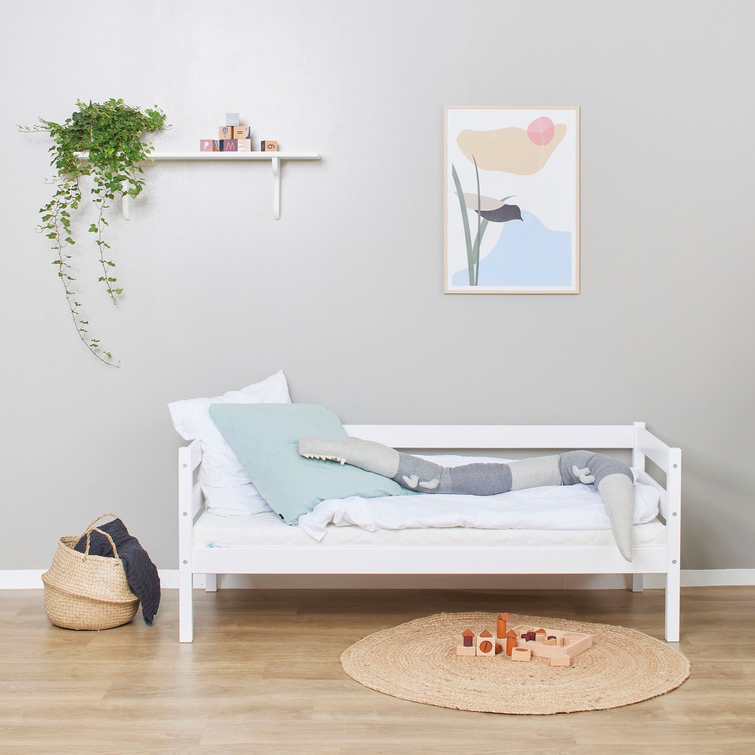 Hoppekids Einzelbett "ECO Comfort Kinderbett, Kiefer Massivholz, Jugendbett inkl. Rollrost" 70x160 cm, wahlweise in verschieden Farben/ Matratze/ Absturzsicherung