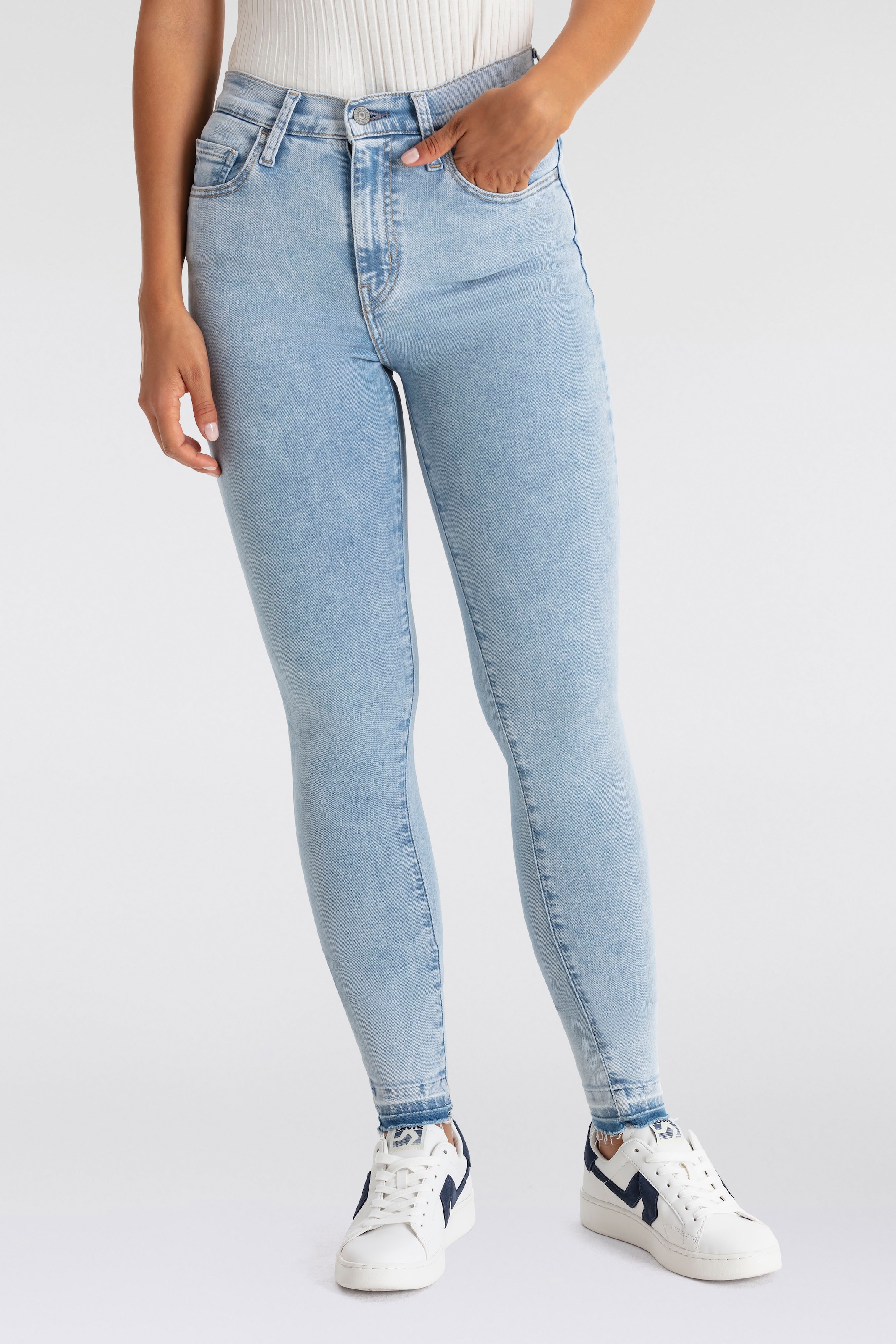 Levi's® Skinny-fit-Jeans »720 High Rise«