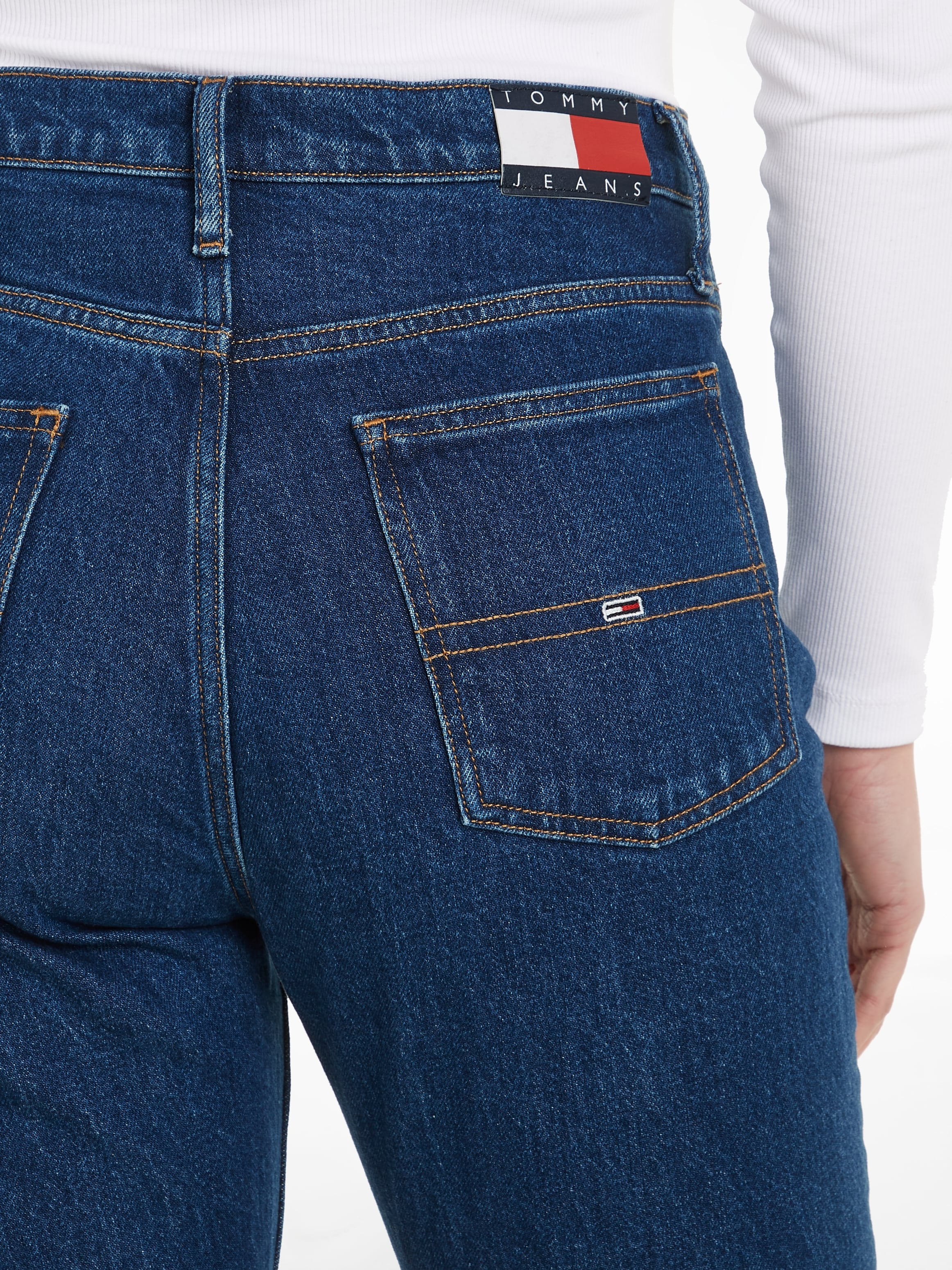 Tommy Jeans Slim-fit-Jeans »IZZIE HGH BH5131«, mit bei Schweiz shoppen SL online Ledermarkenlabel Jelmoli-Versand ANK
