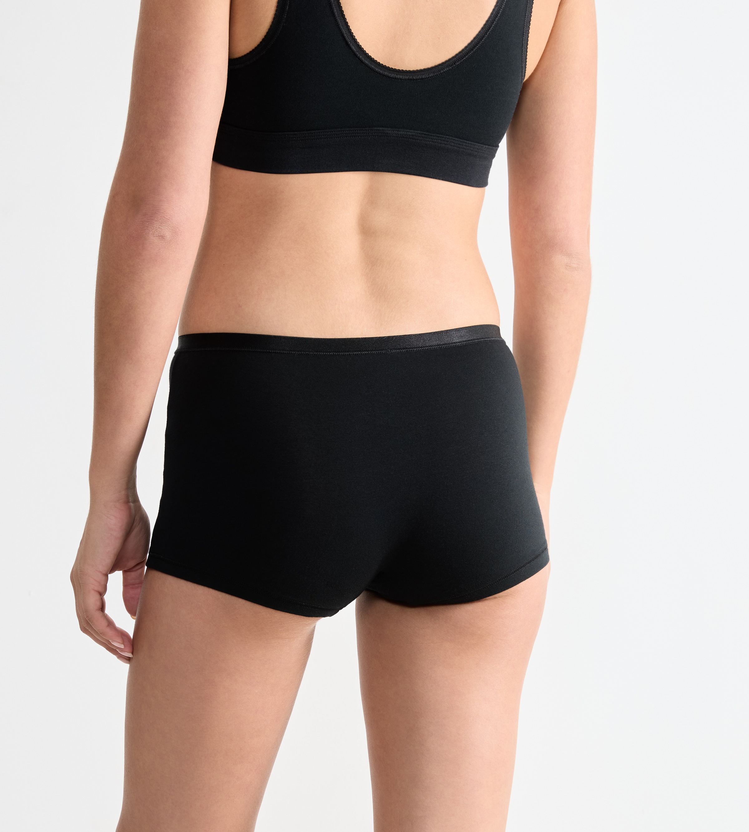 sloggi Panty »GO Daily Cotton«, (3er Pack), Glanz-Effekt Details, elastisch, bequem, Baumwollmix