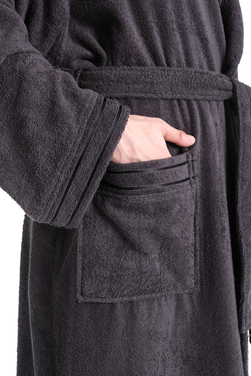 Bruno Banani Herrenbademantel »Clement, ideal für Sauna & Spa, Hotelbademantel, Morgenmantel«, (1 St.), 100% Baumwolle, einfarbig, glänzende Streifen-Bordüre, Taschen, S-4XL