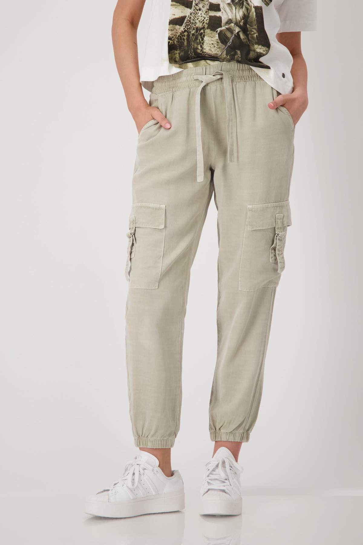 Monari Cargohose mit aufgesetzten Taschen