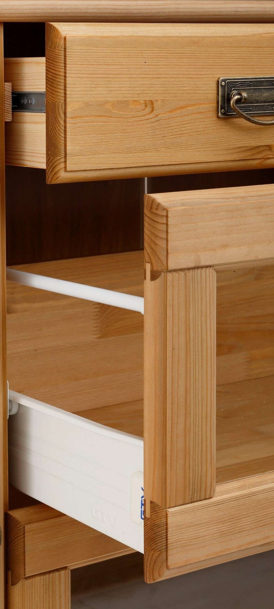 Home affaire Buffet »Rügen«, zertifiziertes Massivholz, Höhe 168 cm, im Landhausstil