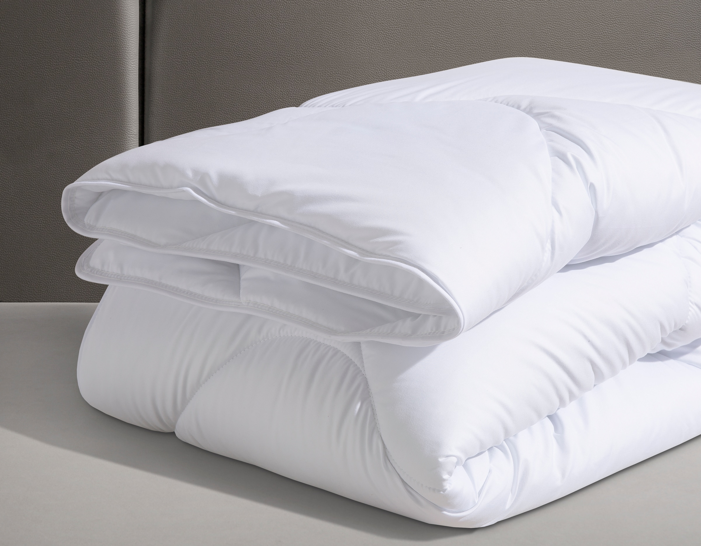 fan Microfaserbettdecke »Microfaser kochfest, Bettdecken für Sommer und Winter, Decke«, normal, Füllung 100% Polyester, Bezug 100% Polyester, (1 St.), Bettdecke 135x200 cm, 155x220 cm und weitere Grössen, Made in Germany