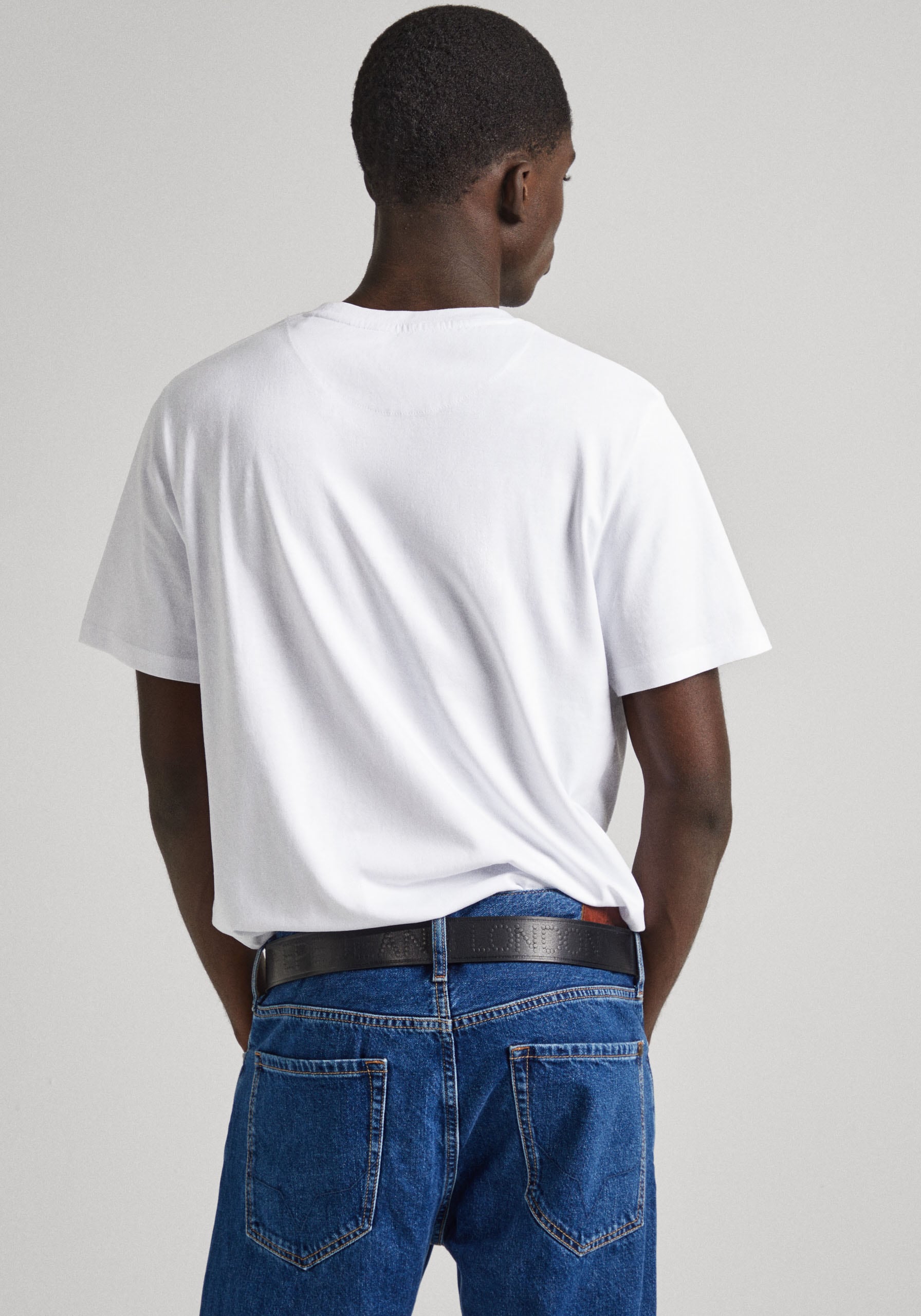 Pepe Jeans T-Shirt »CONNOR«, mit gesticktem Logo auf der Brust