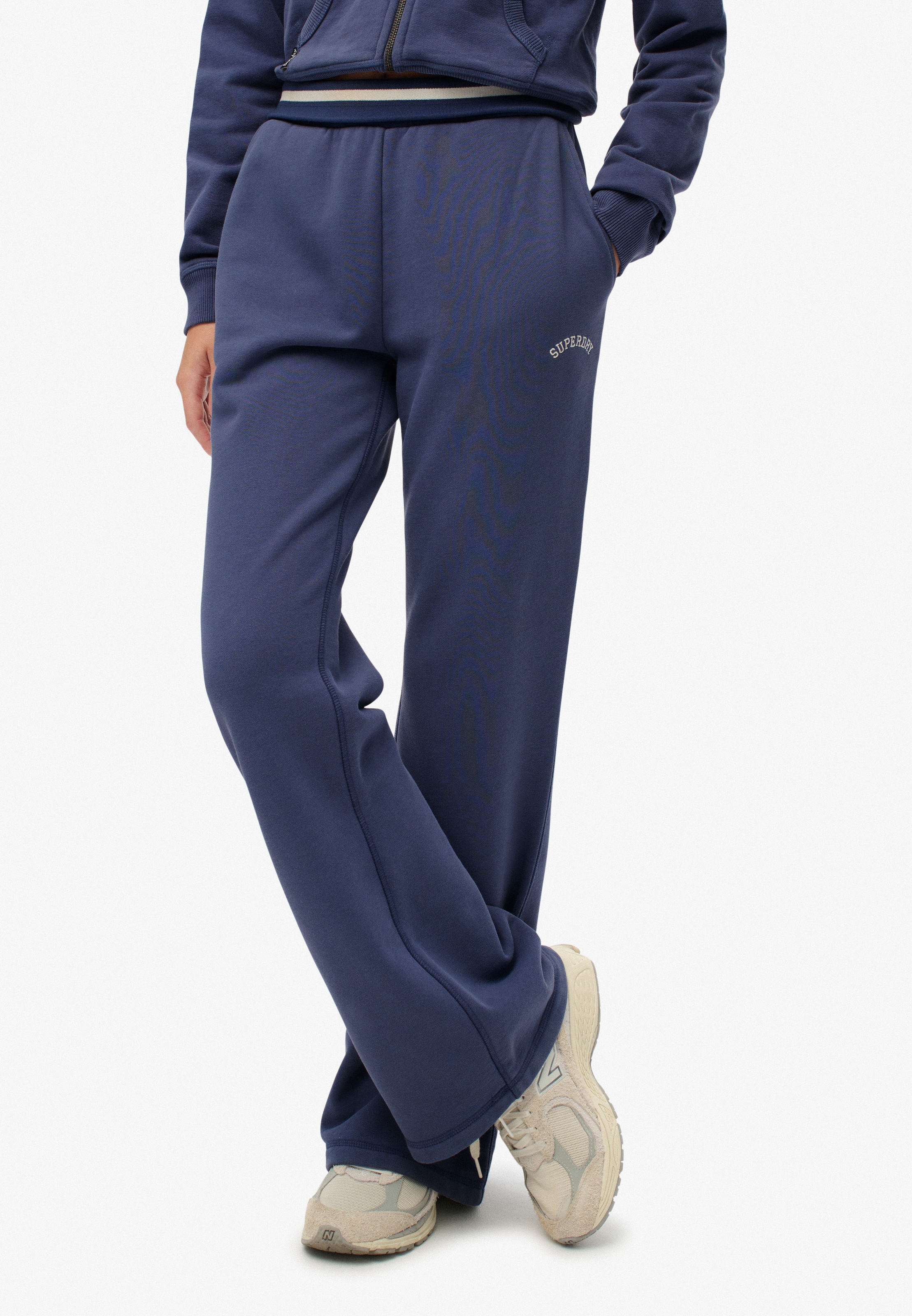 Superdry Sweathose »ESSENTIAL LOGO LR FLARE JOGGER«