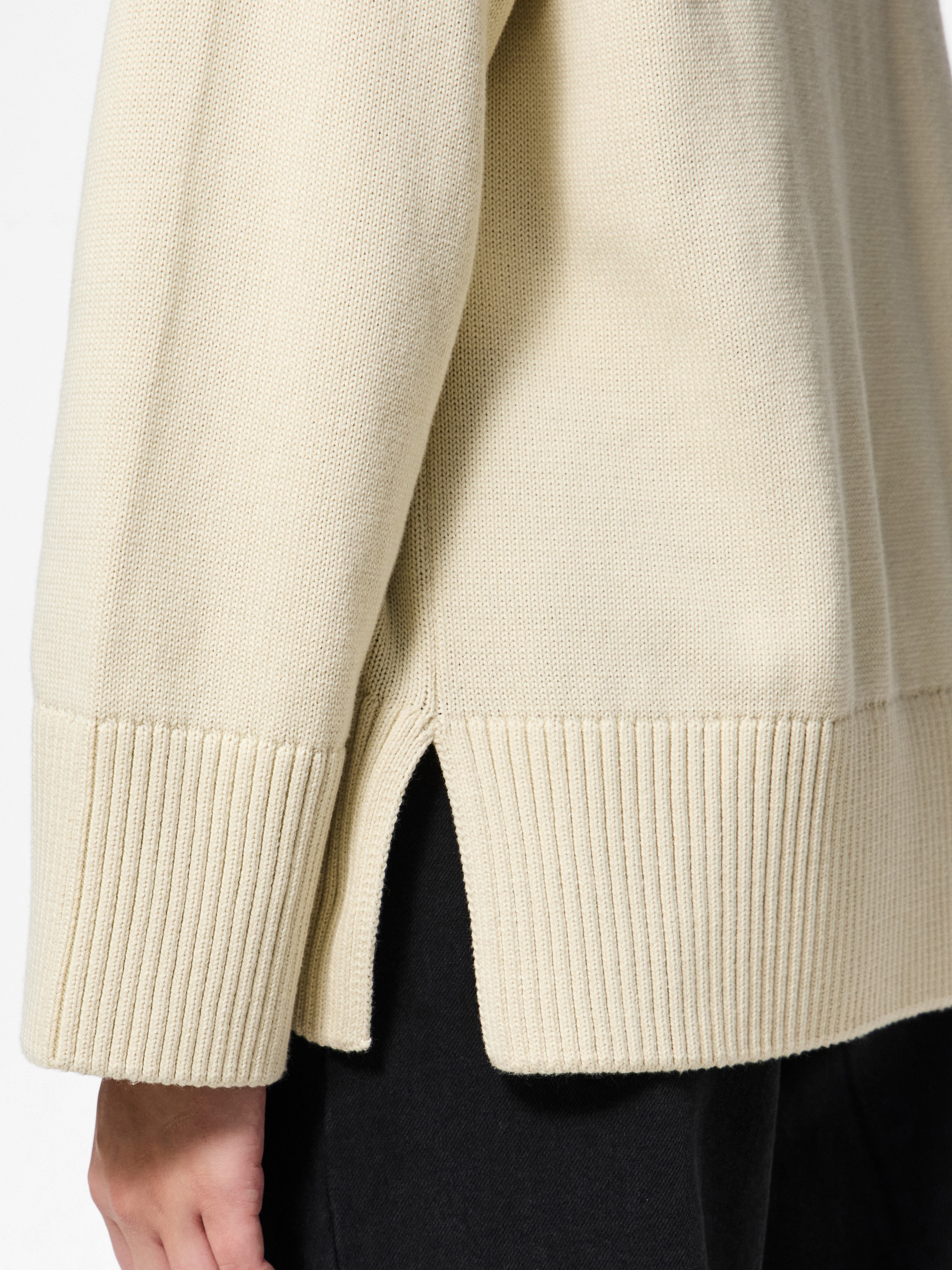 pieces Rundhalspullover »PCAVA LS O-NECK SLIT KNIT NOOS«
