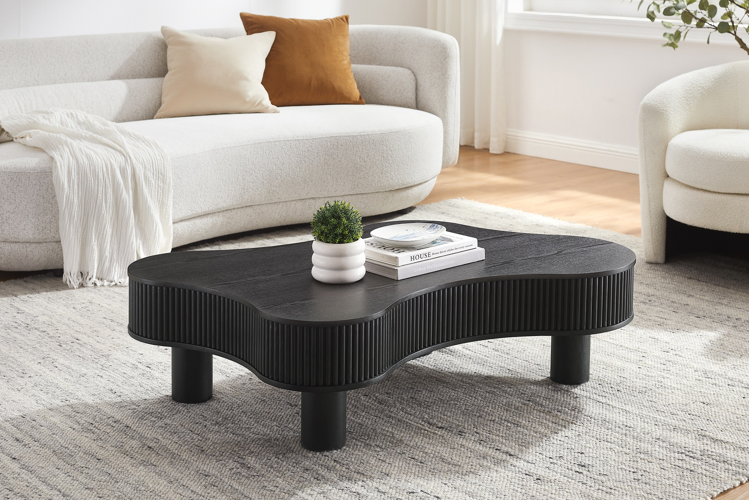 SalesFever Couchtisch "Wohnzimmertisch organisch mit Massivholz-Lamellen 115 x 75 cm" 1 Stk. tlg. Stilvoller & moderner Holztisch mit Echtholzfurnier