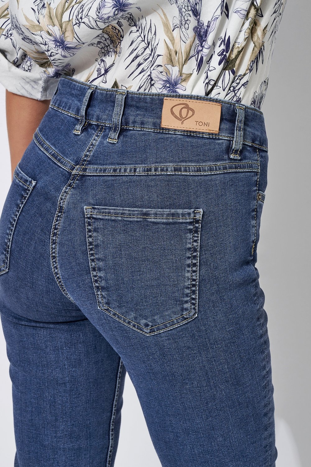 TONI Straight-Jeans »BE LOVED«