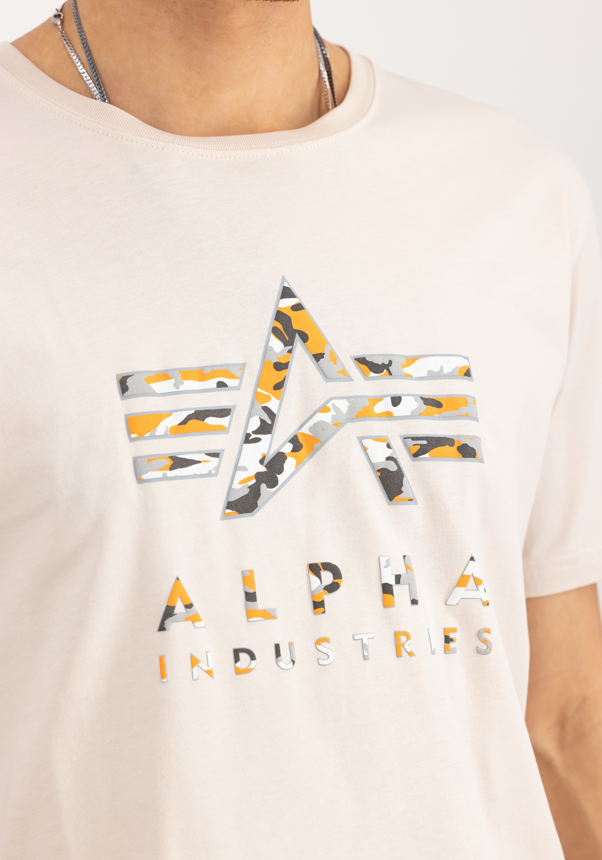 Alpha Industries T-Shirt »Alpha Industries Men - T-Shirts Camo Puff Print T«