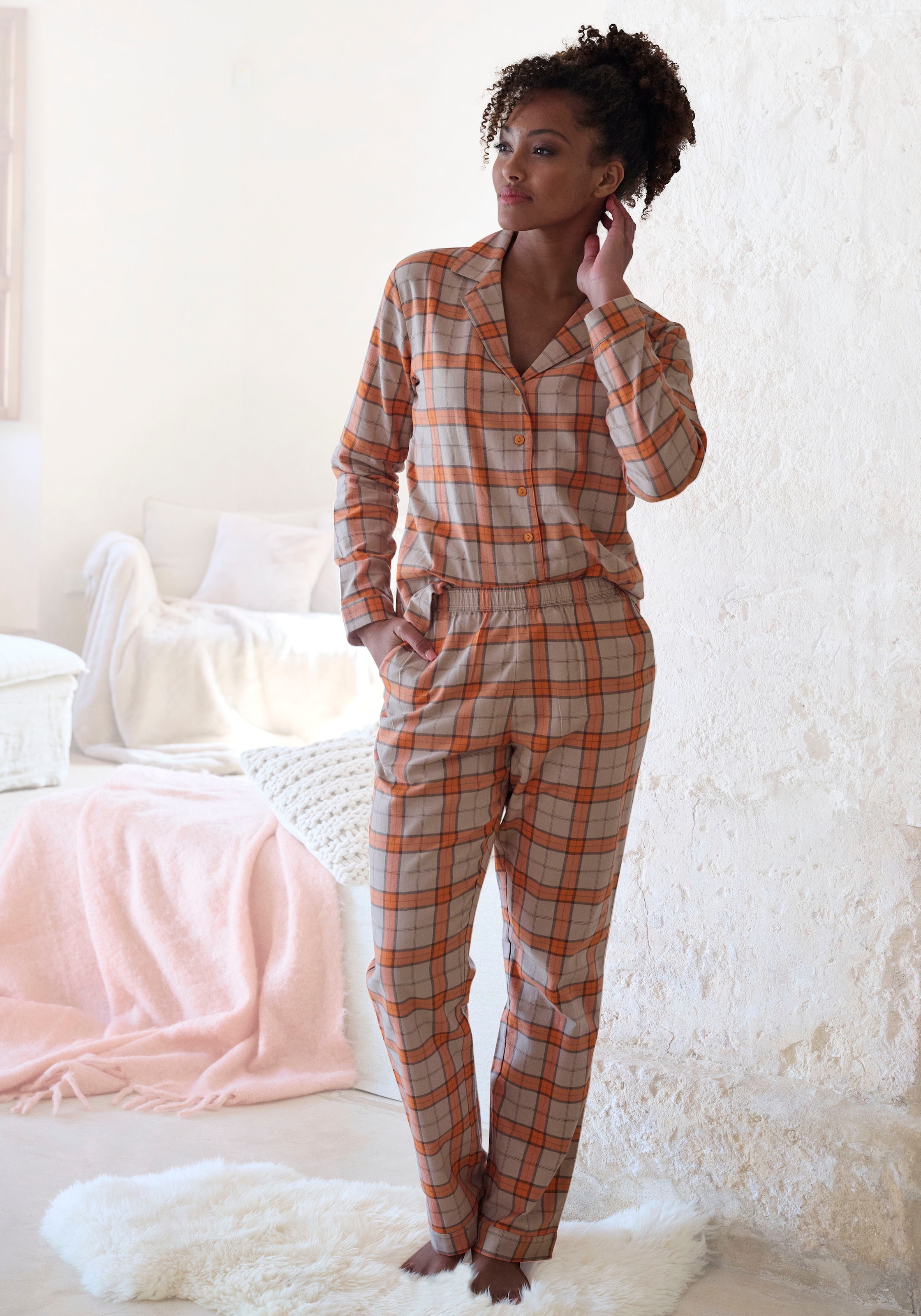 Vivance Dreams Pyjama Set, 2 tlg. aus kuschelig weichem Flanell
