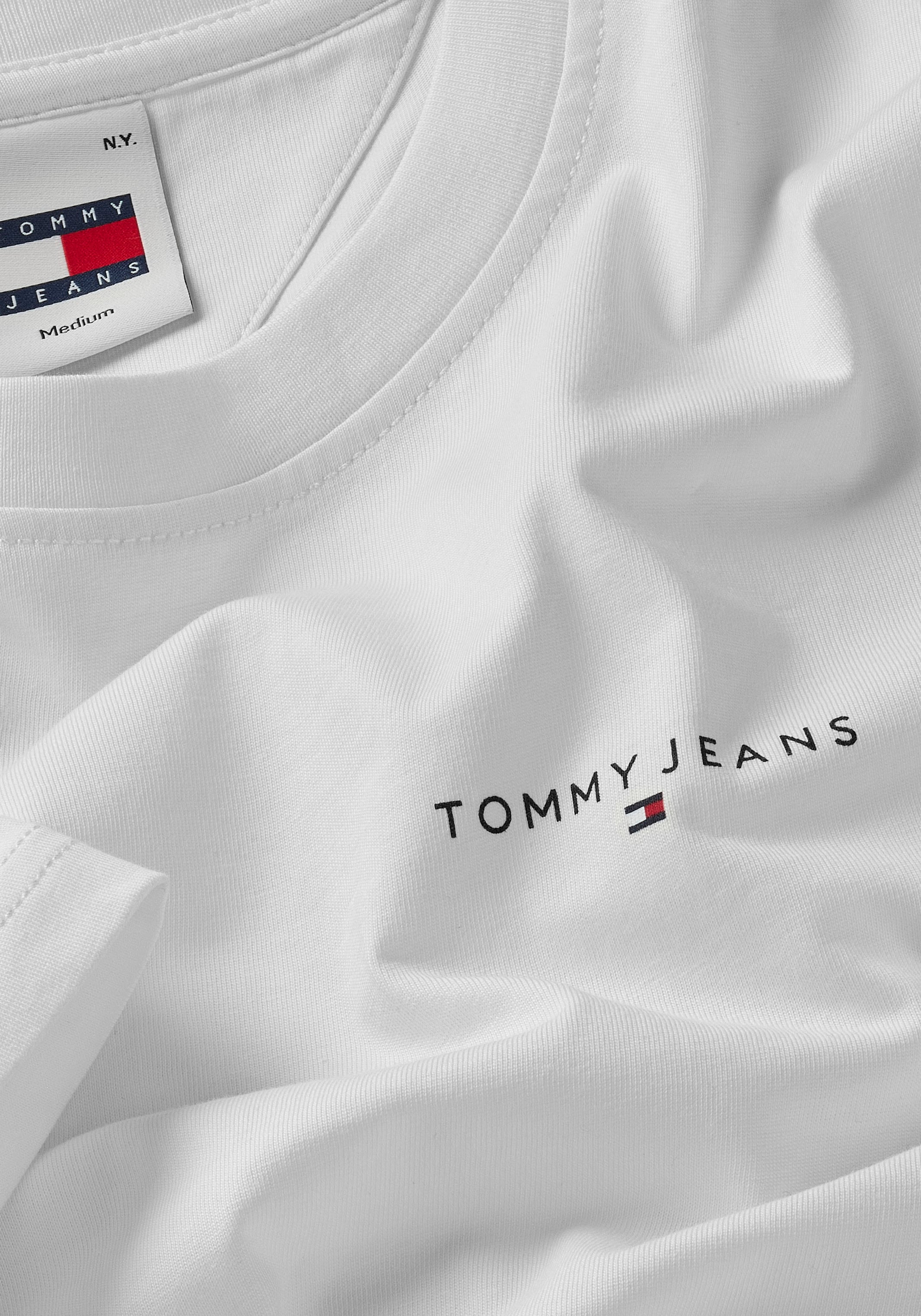 Tommy Jeans T-Shirt »TJM SLIM LINEAR CHEST TEE EXT«, mit Logoschriftzug