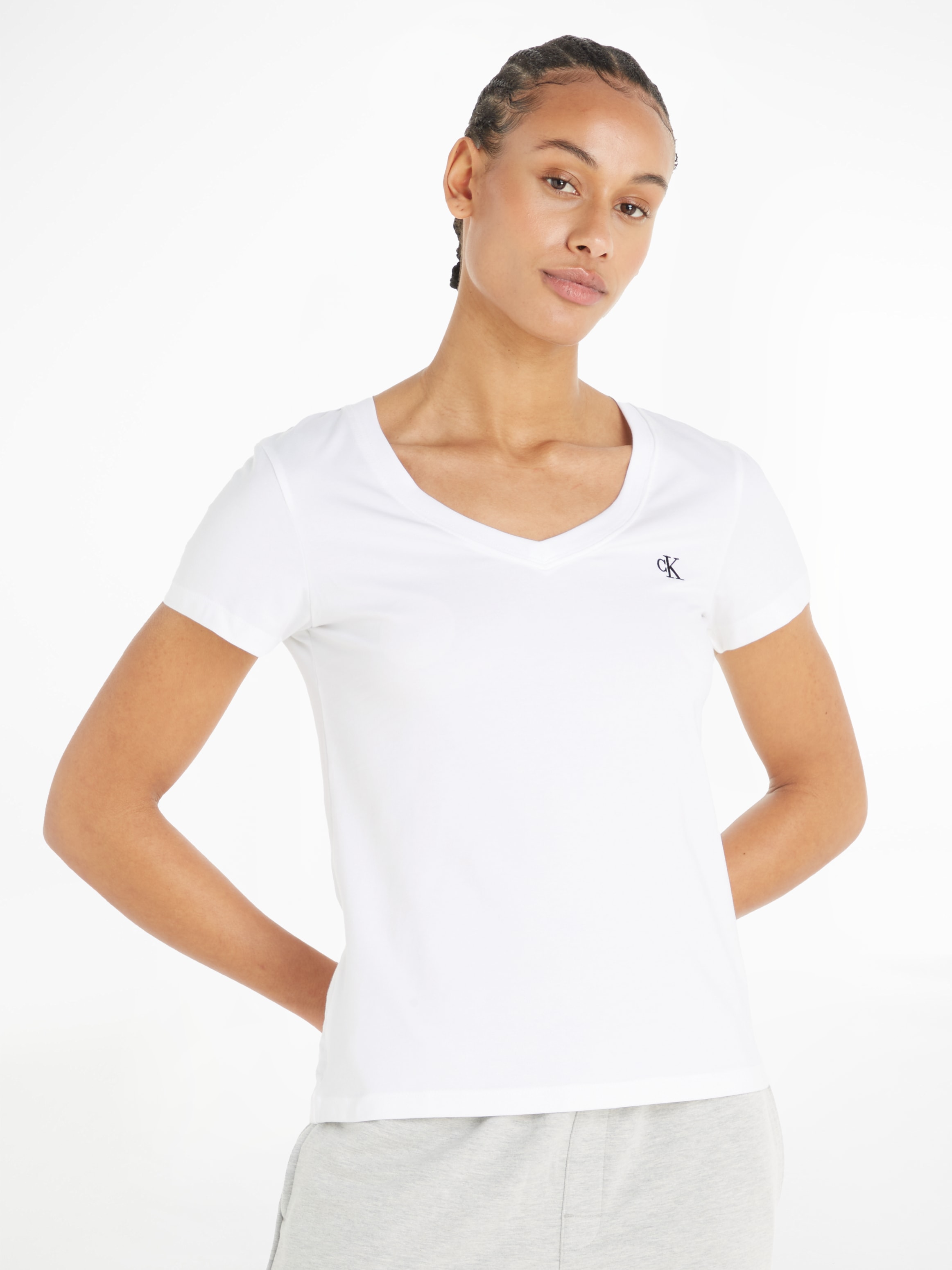 Calvin Klein Jeans V-Shirt »CK EMBROIDERY STRETCH V-NECK« 1 Stk. mit kleiner Calvin Klein Logo-Stickerei auf Brusthöhe