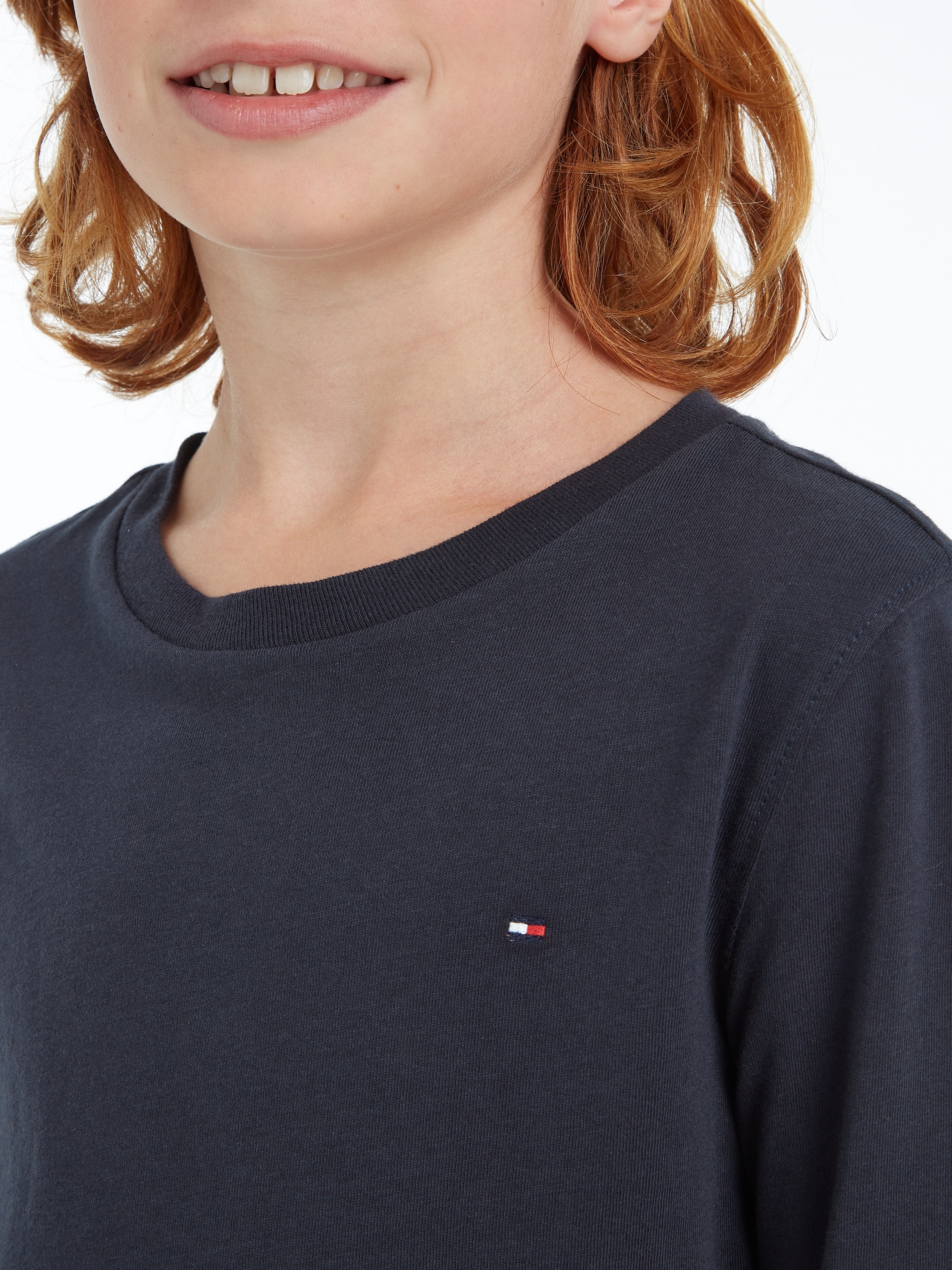 CN KNIT Logo-Flag kaufen Jelmoli-Versand | Hilfiger Tommy online ✵ Langarmshirt BASIC L/S«, Tommy mit »BOYS Hiflger