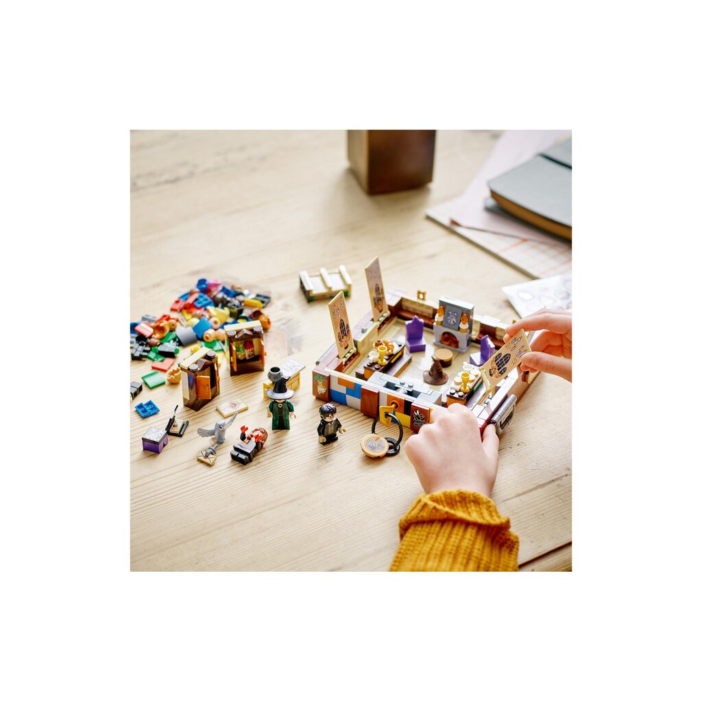 LEGO® Spielbausteine »Potter Hogwarts Zauberkasten«, (603 St.)