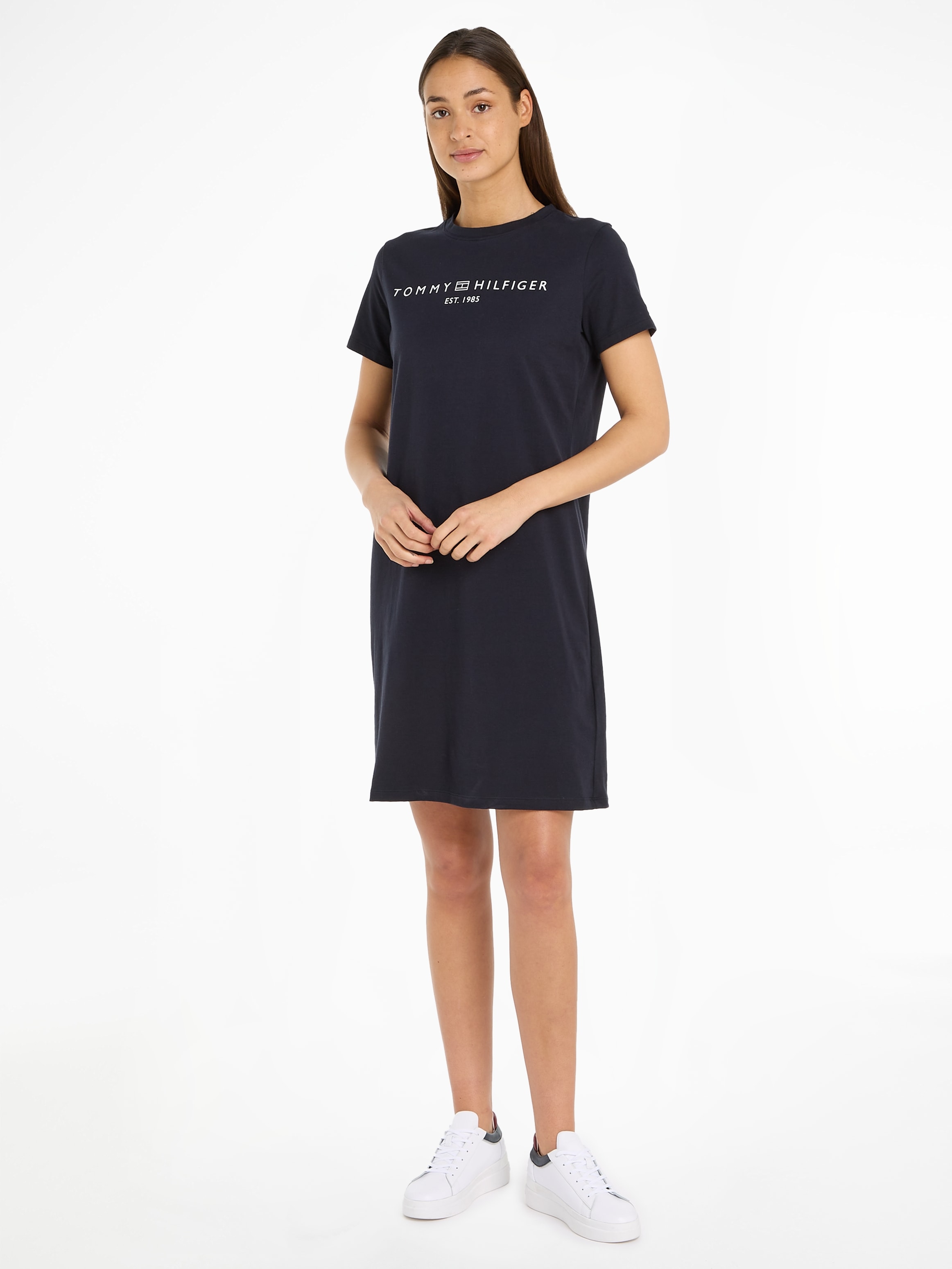 Tommy Hilfiger Shirtkleid »RLX CORP LOGO TSHIRT DRS SS«, mit Logoschriftzug