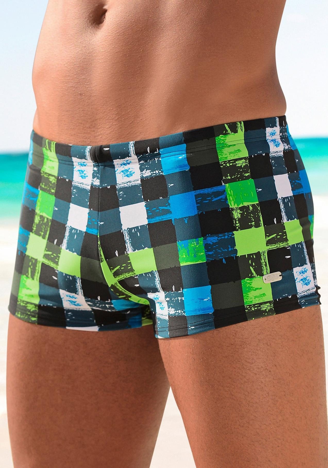 Boxer-Badehose, in trendiger Karo-Optik