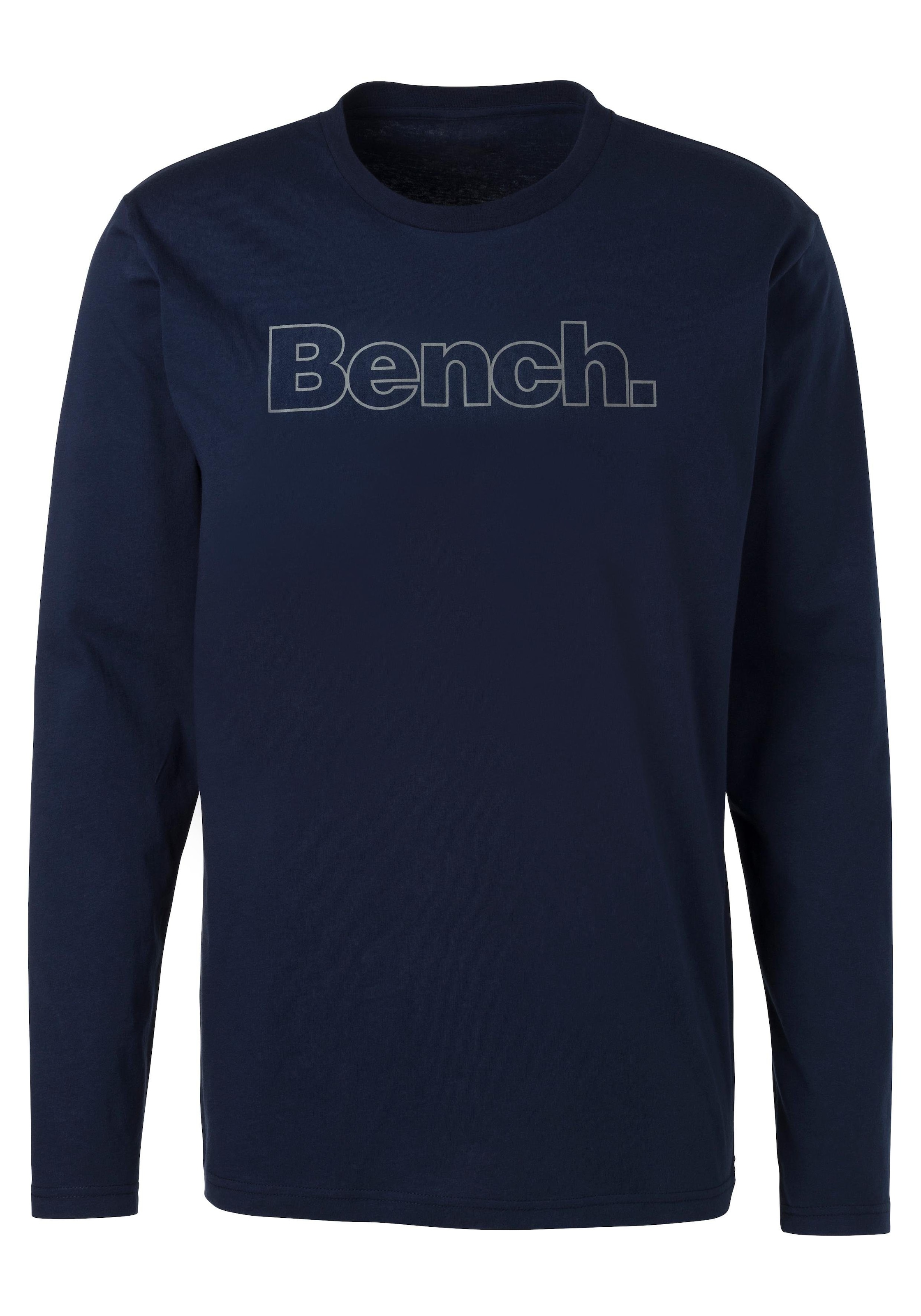 Bench. Loungewear Langarmshirt, mit Bench. Print vorn