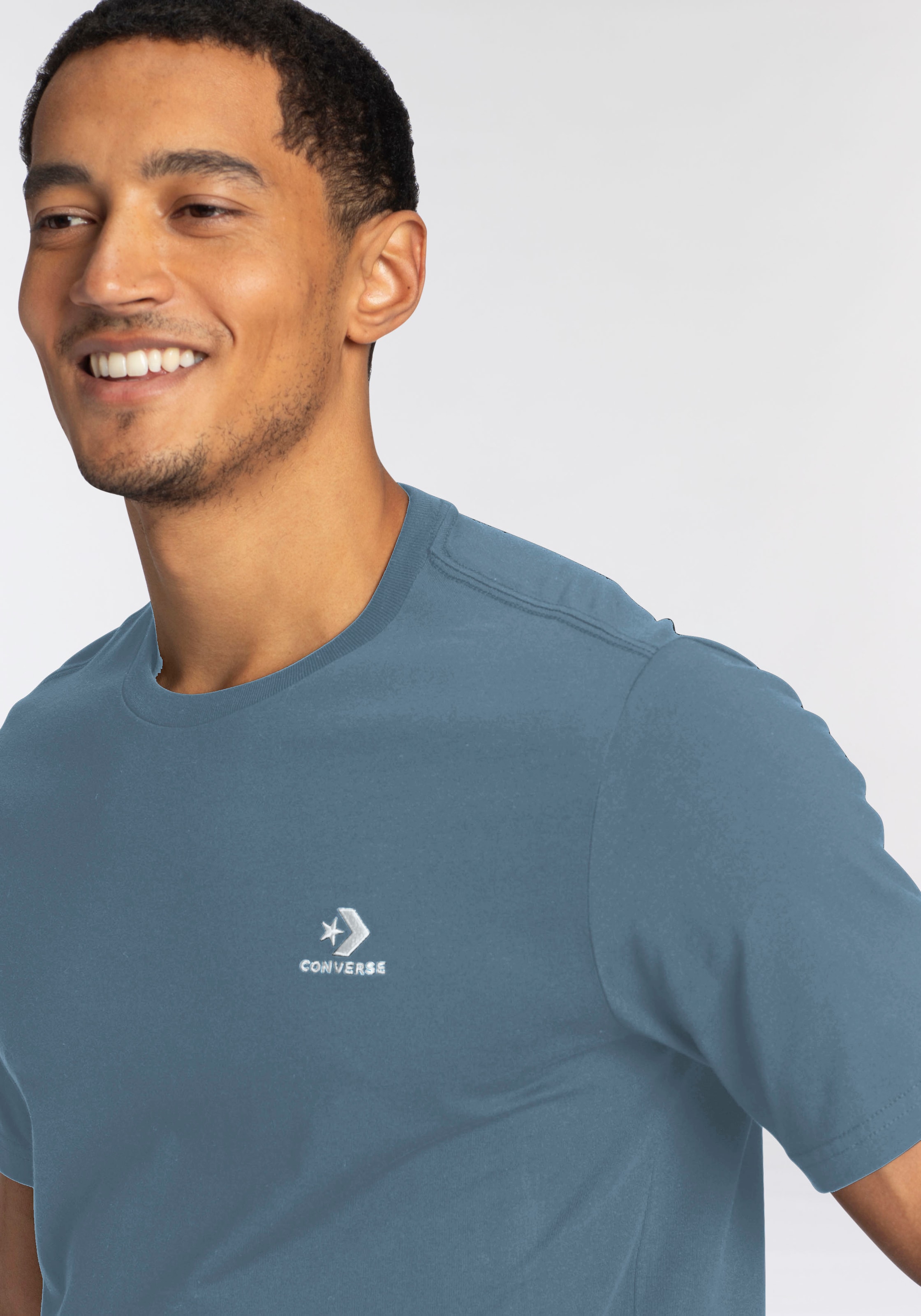 Converse T-Shirt »GO-TO EMBROIDERED STAR CHEVRON TEE«, Unisex