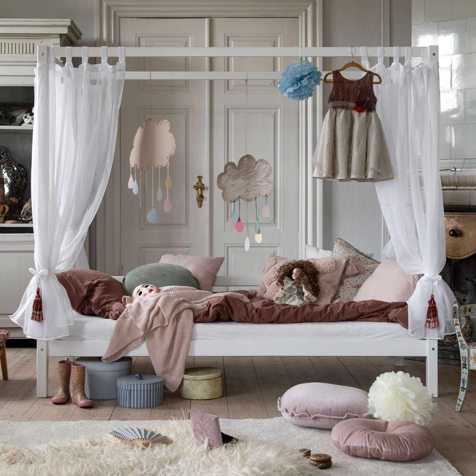 Hoppekids Himmelbett »ECO Dream Kinder/ Prinzessinnenbett 90x200cm, H= 182 cm, Kiefer massiv«, wahlweise mit Gästebett oder Schubkästen
