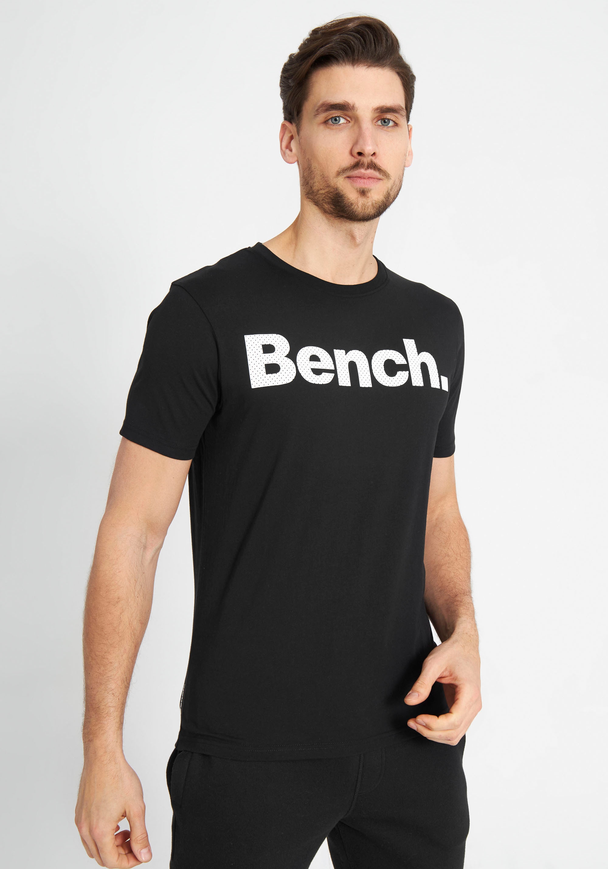 Bench. T-Shirt »LEANDRO«