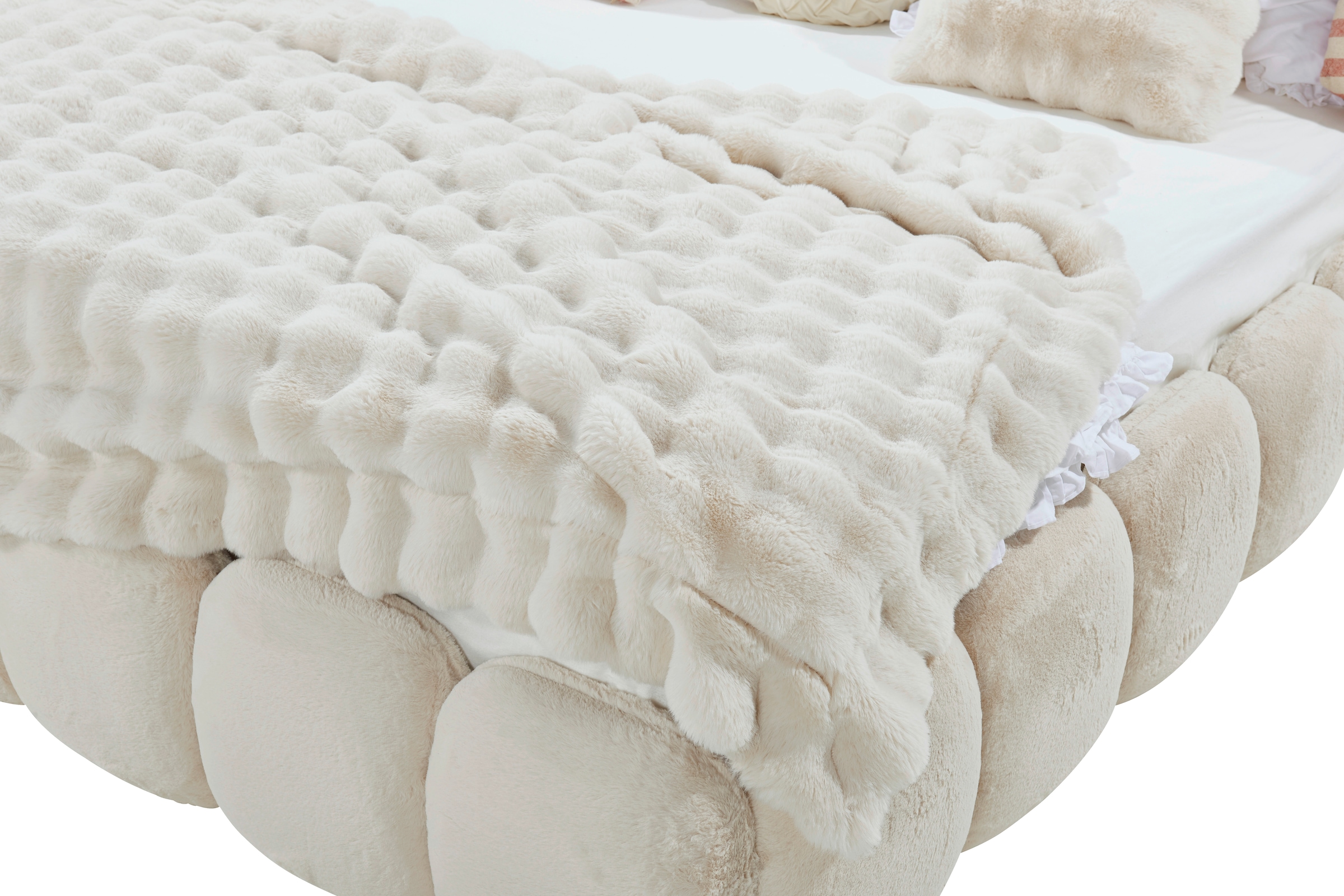 done.® Wohndecke »BALOON«, flauschige Kuscheldecke aus Kaninchenfell-Imitat, 150x200cm