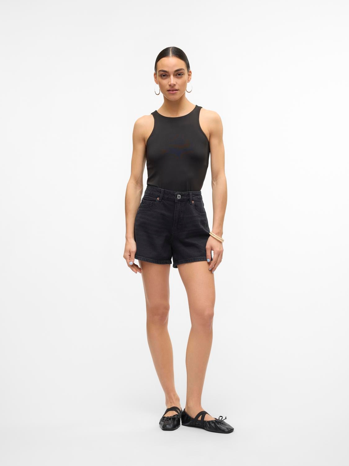 Vero Moda Jeansshorts »VMTESS MR SHORT DNM SHORTS MIX GA NOOS«, bequeme Form mit Stretchanteil