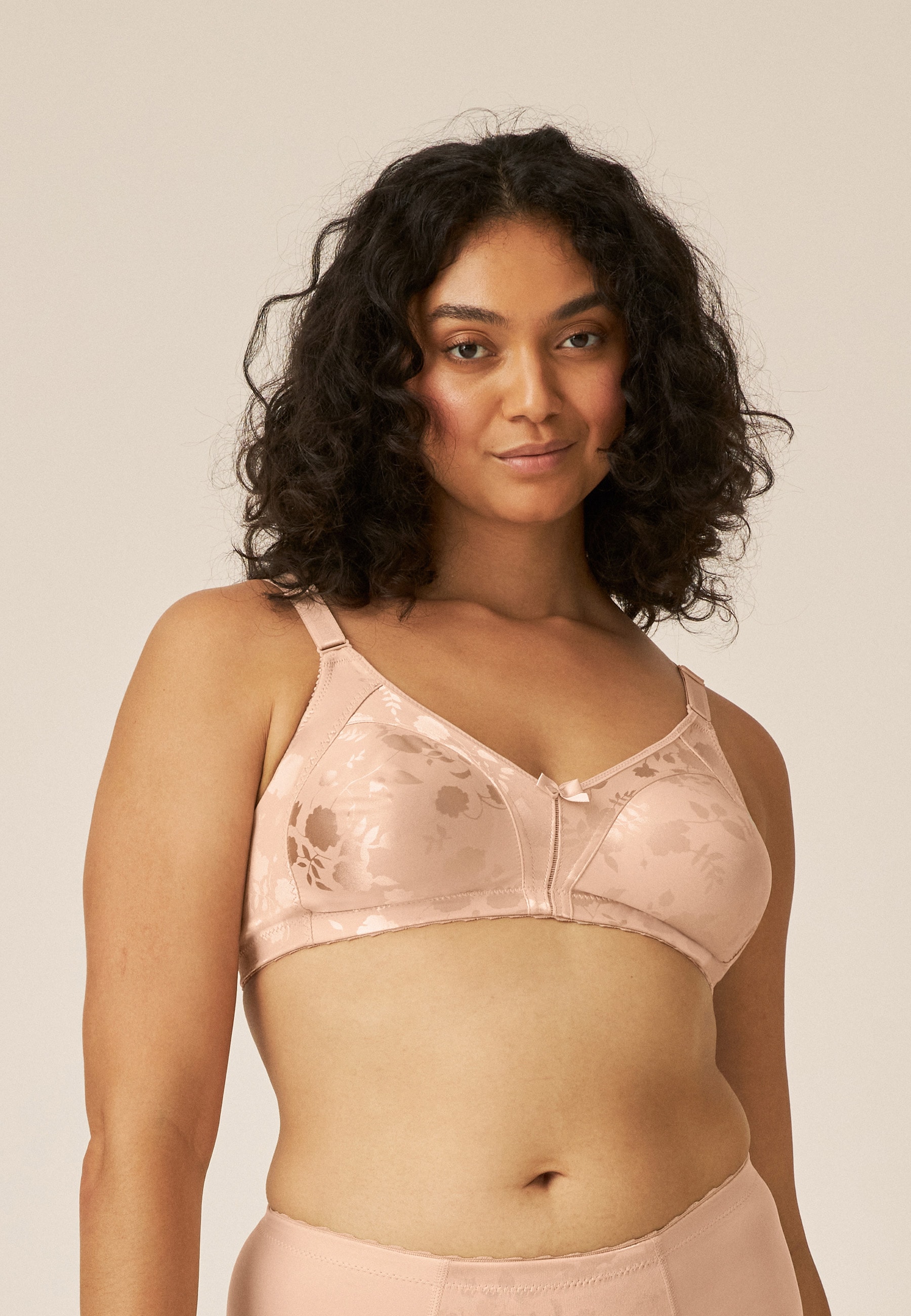 Naturana Minimizer-BH »Minimizer« 1 Stk. Shaping-Effekt, breite Träger, feminin, bügellos, Satin, Blumenmuster