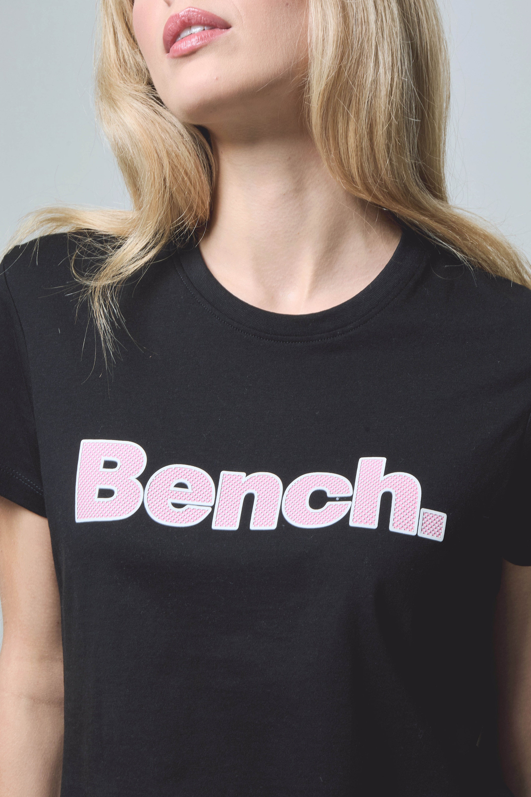 Bench. Kurzarmshirt »LEORA«