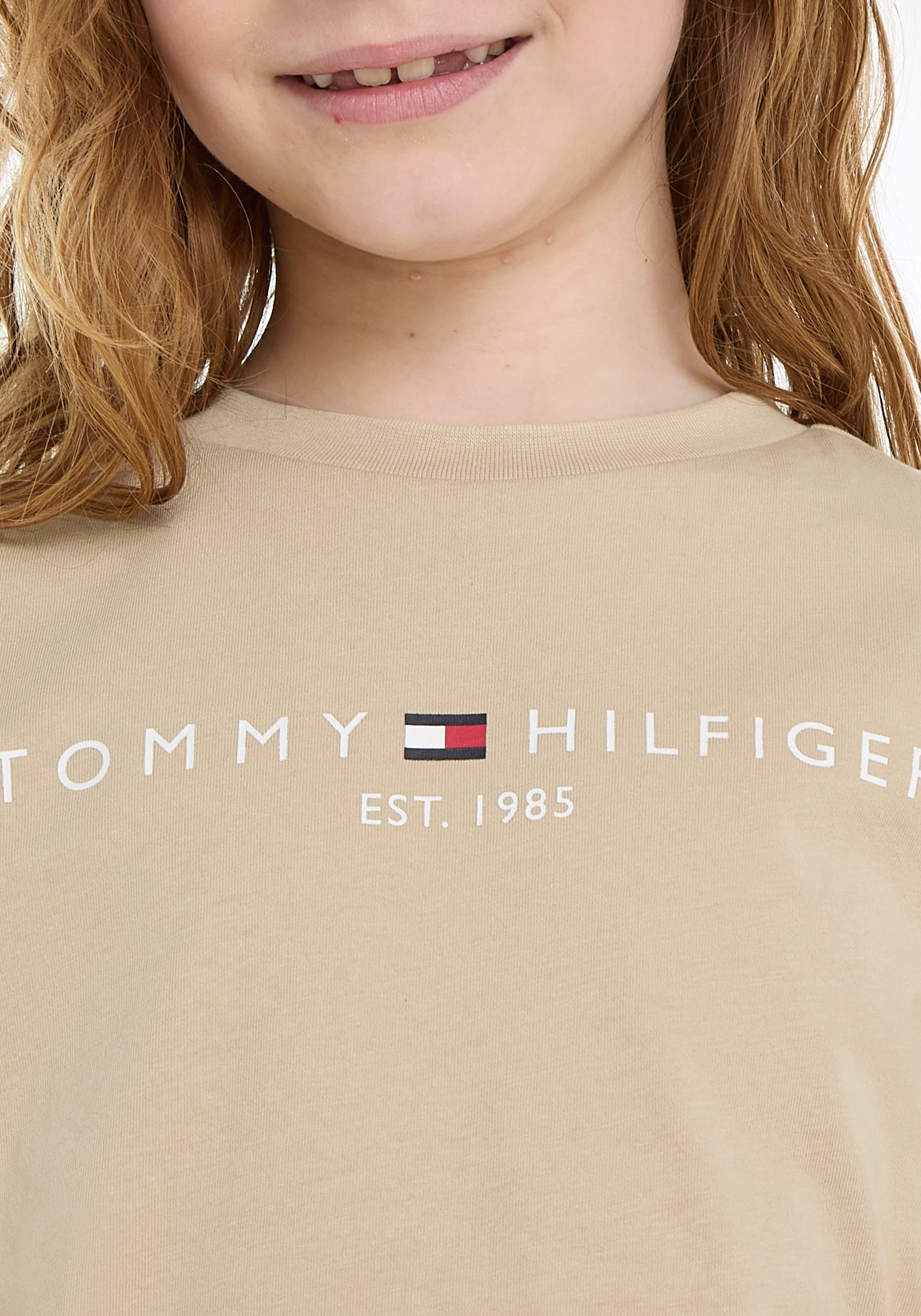 Tommy Hilfiger T-Shirt »U ESSENTIAL TEE S/S«, mit Logodruck