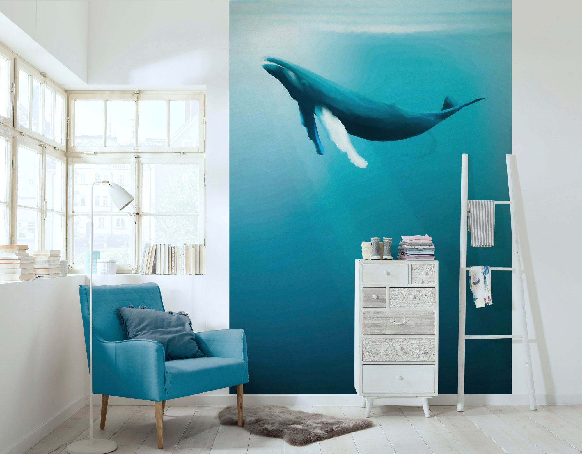 Komar Vliestapete »Digitaldruck Vlies - Artsy Humpback Whale - Grösse 200 x 280 cm«, bedruckt, Kinderzimmer