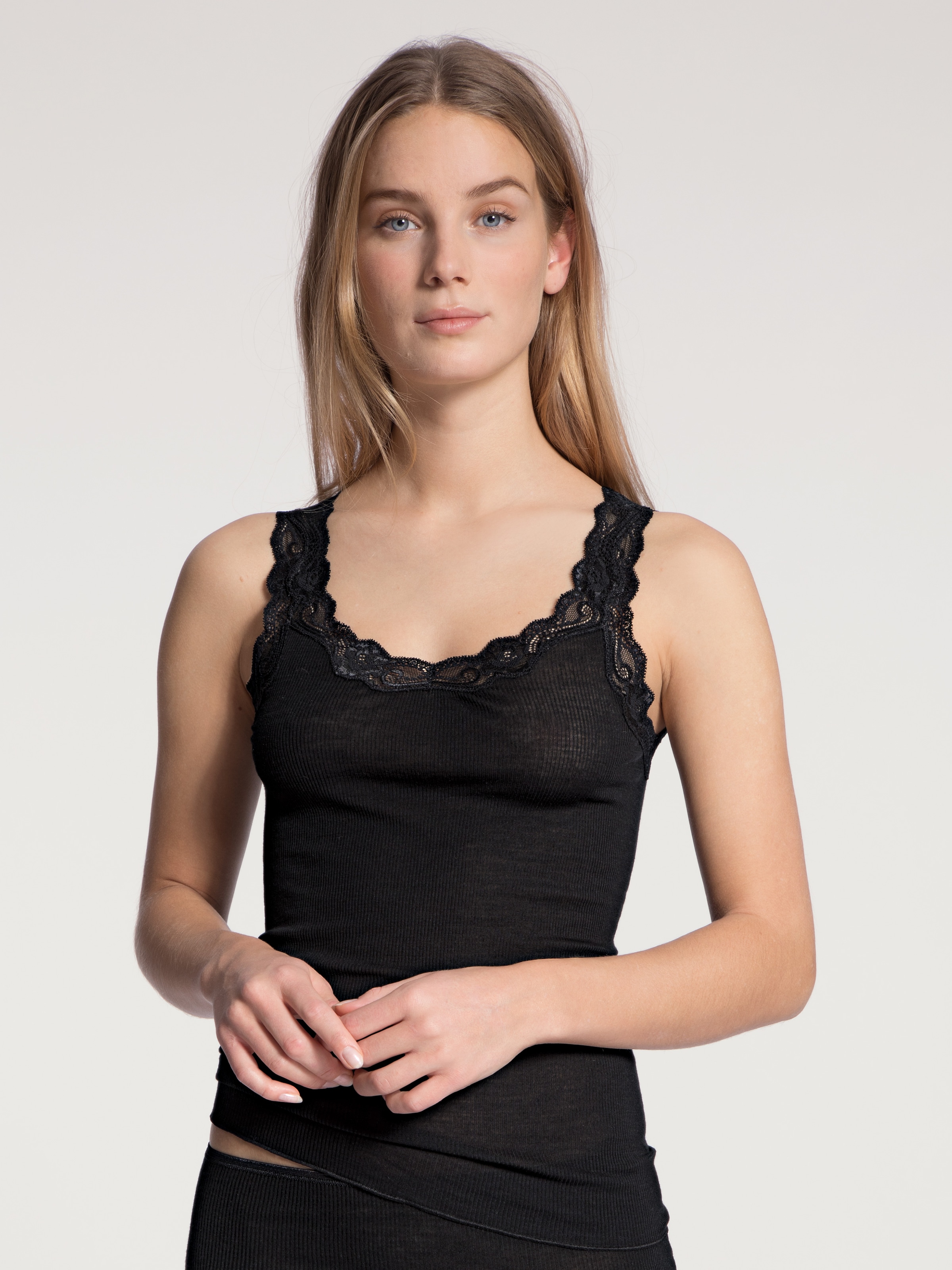 CALIDA Spitzentop »Richesse Lace« edler Spitzenbesatz, Feinripp-Qualität, wärmend