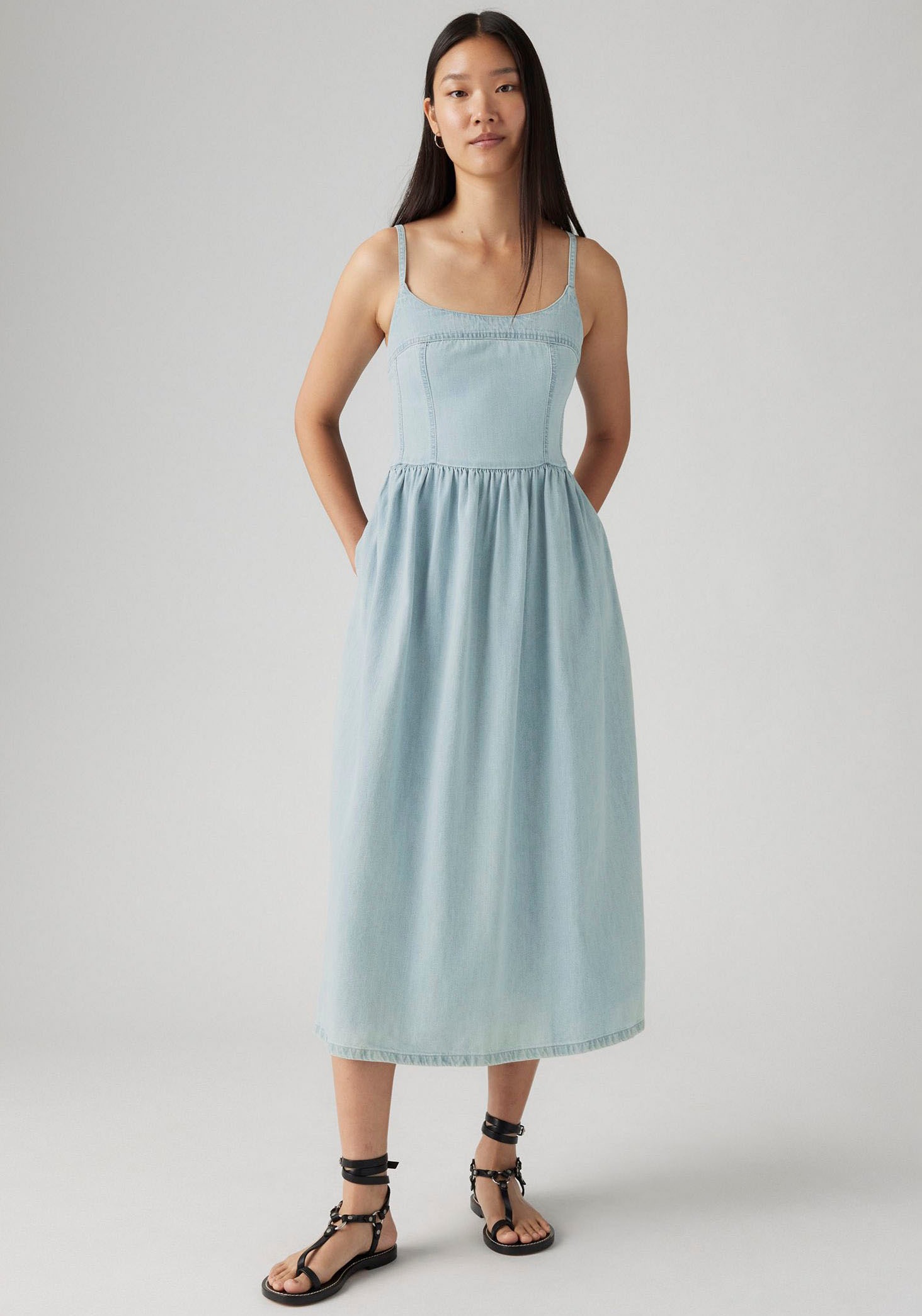 Levi's® Spaghettikleid »ALESSIE BUSTIER DRESS« Eingrifftaschen Sommerkleid mit verstellbaren Trägern