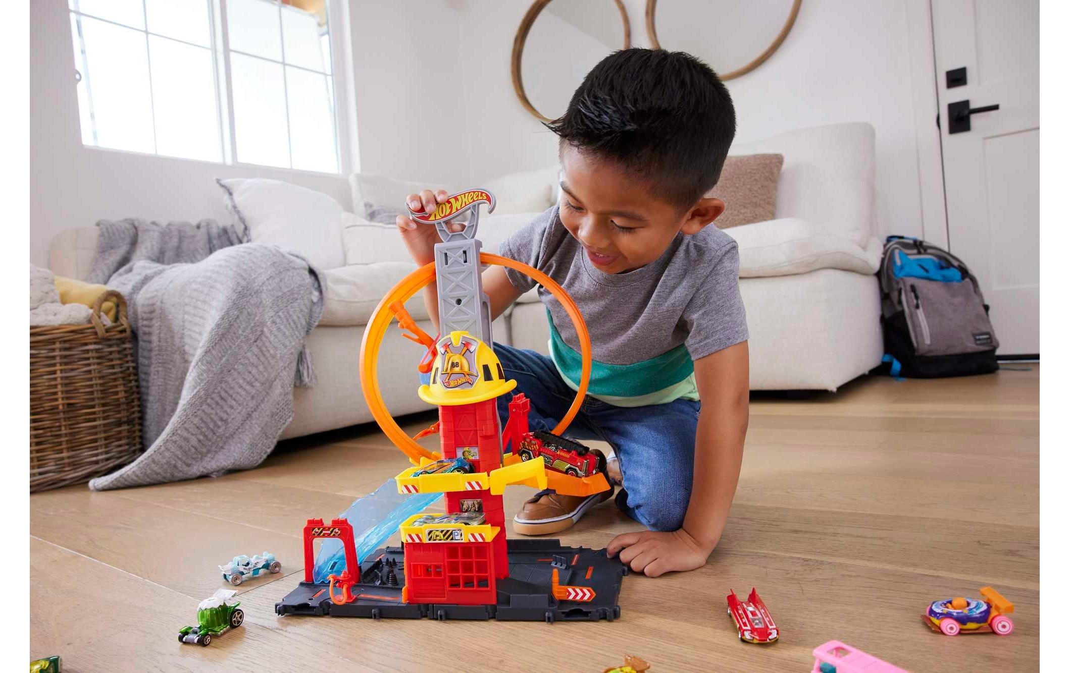 Hot Wheels Spielzeug-Auto »City Super Fire Station«