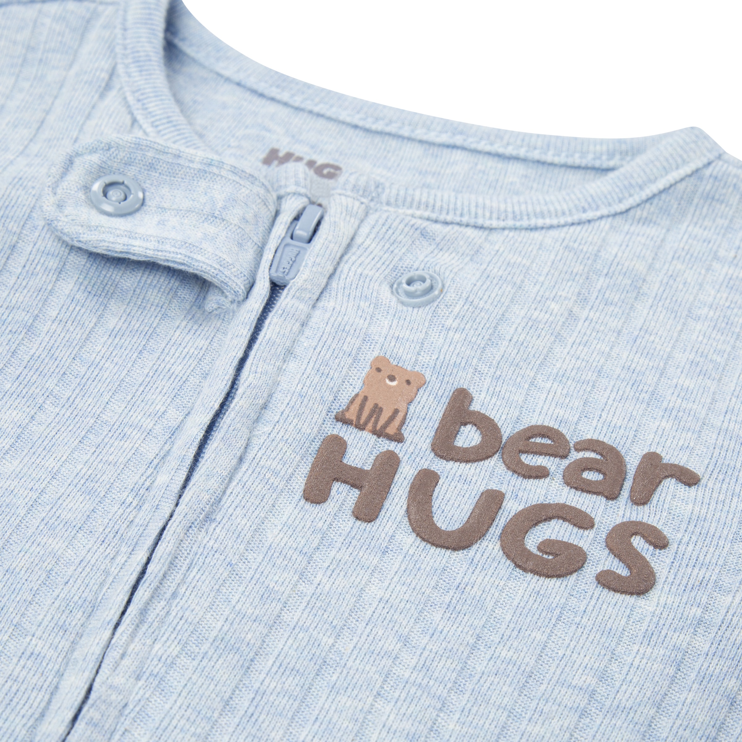 HUGGIES babywear Strampler »HUGB FOOTED COVERALL«, mit Bärchenprint