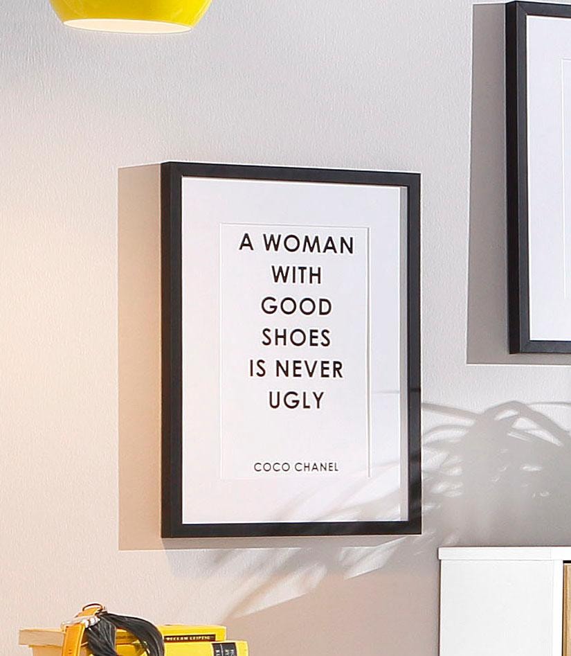 Leonique Bild »Zitat Coco Chanel«, Schriftzug-Schriftzüge-Motivationsbilder-Schwarz-Weiss-Sprüche & Texte, HD Premium Poster-Druck inkl. Holzrahmen