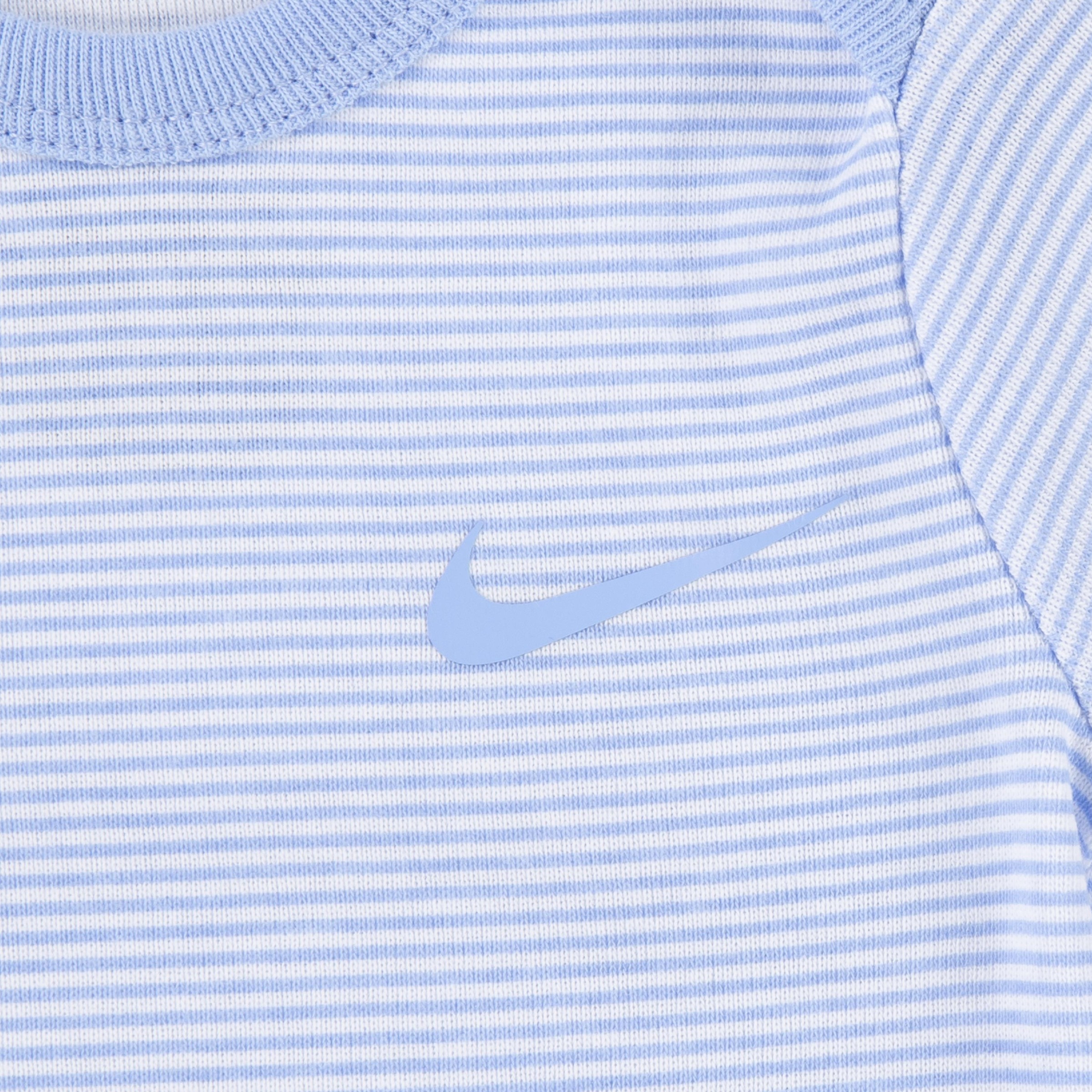 Nike Sportswear Body & Hose