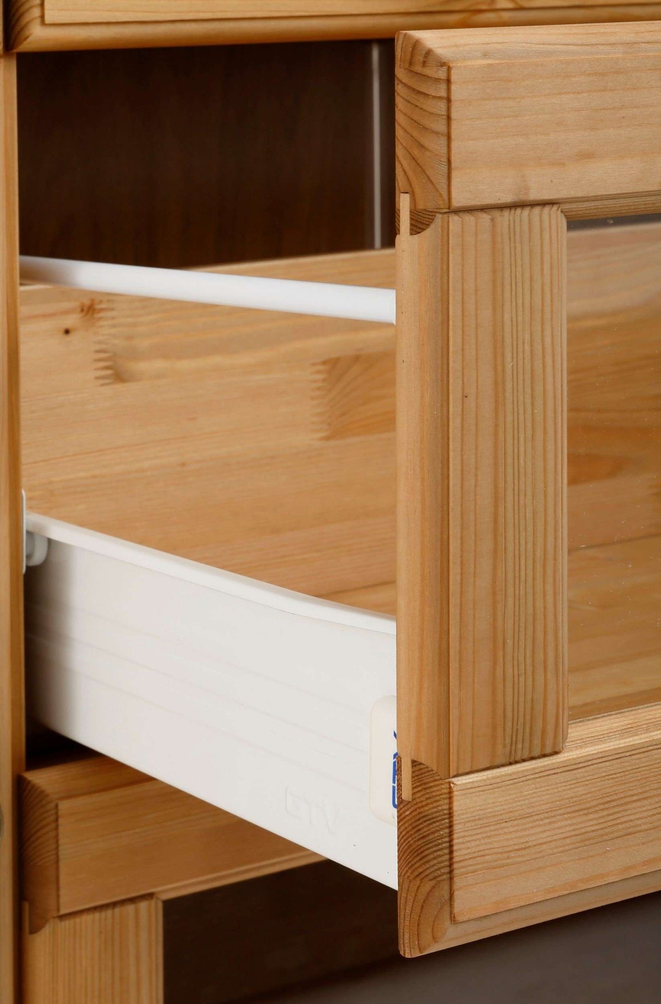 Home affaire Buffet »Rügen«, zertifiziertes Massivholz, Höhe 168 cm, im Landhausstil