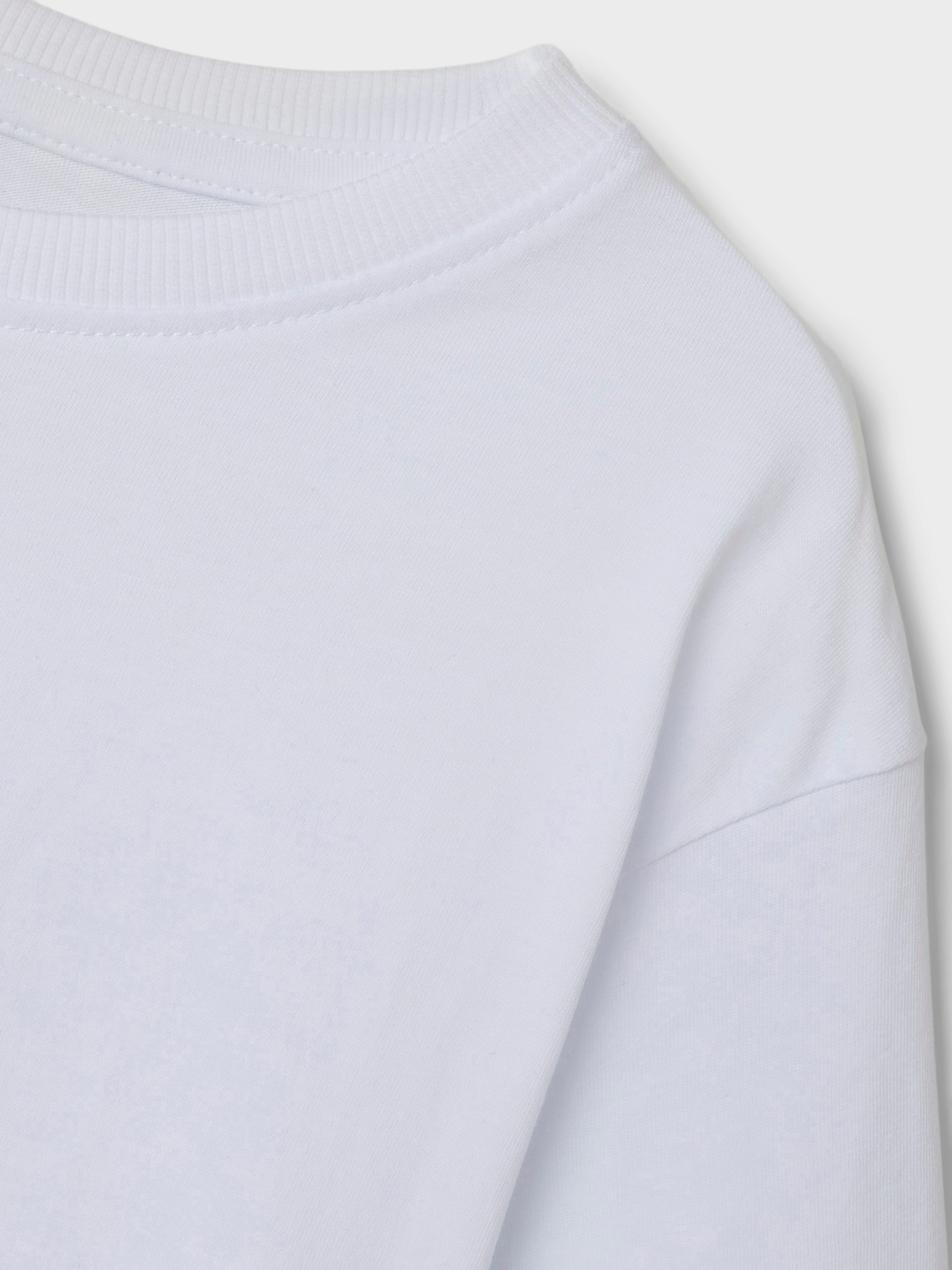Name It T-Shirt »NKMVOBBO SS NREG TOP NOOS«, loose fit mit leicht überschnittenen Schultern