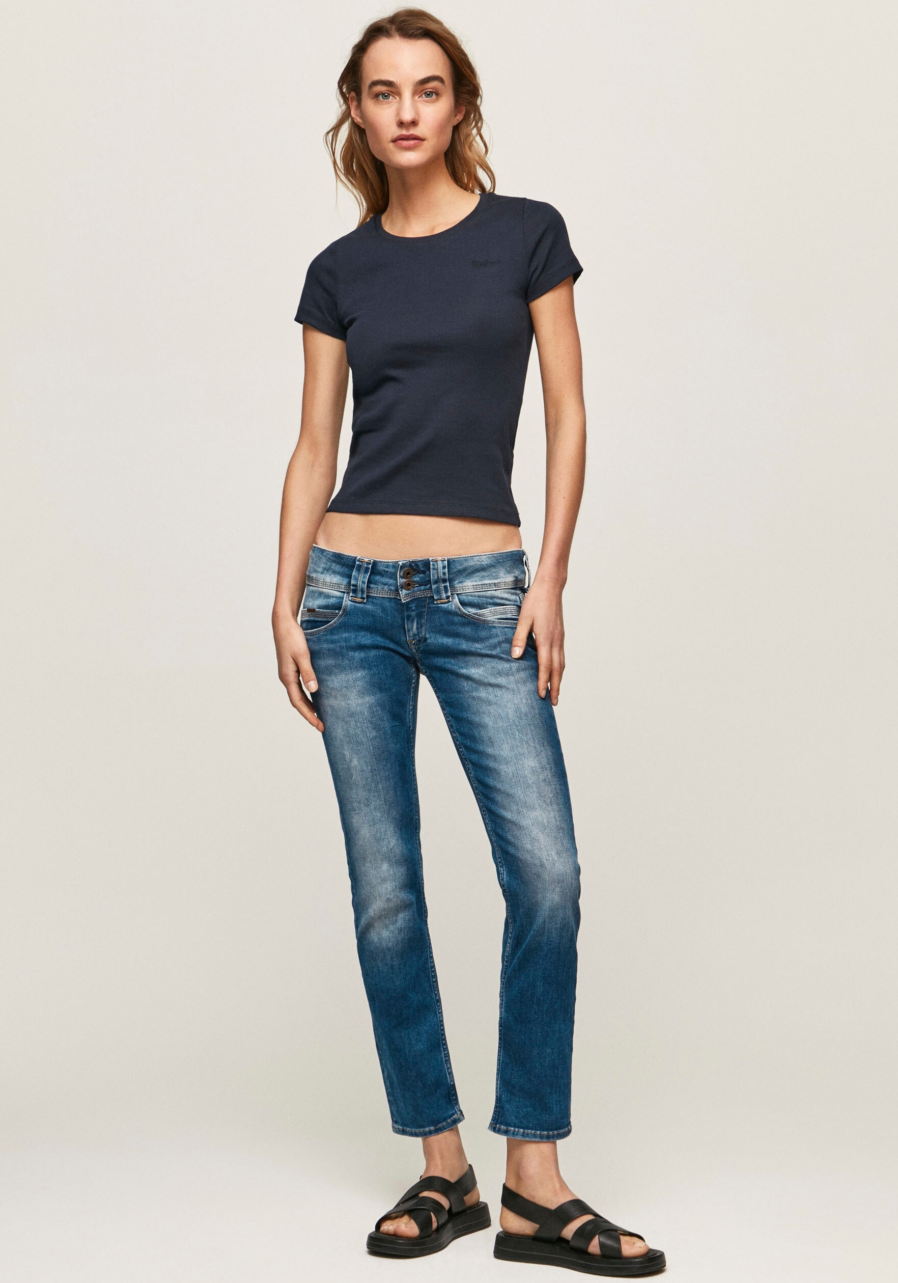 Pepe Jeans Regular-fit-Jeans »VENUS«, mit bei Schweiz Badge Jelmoli-Versand bestellen online