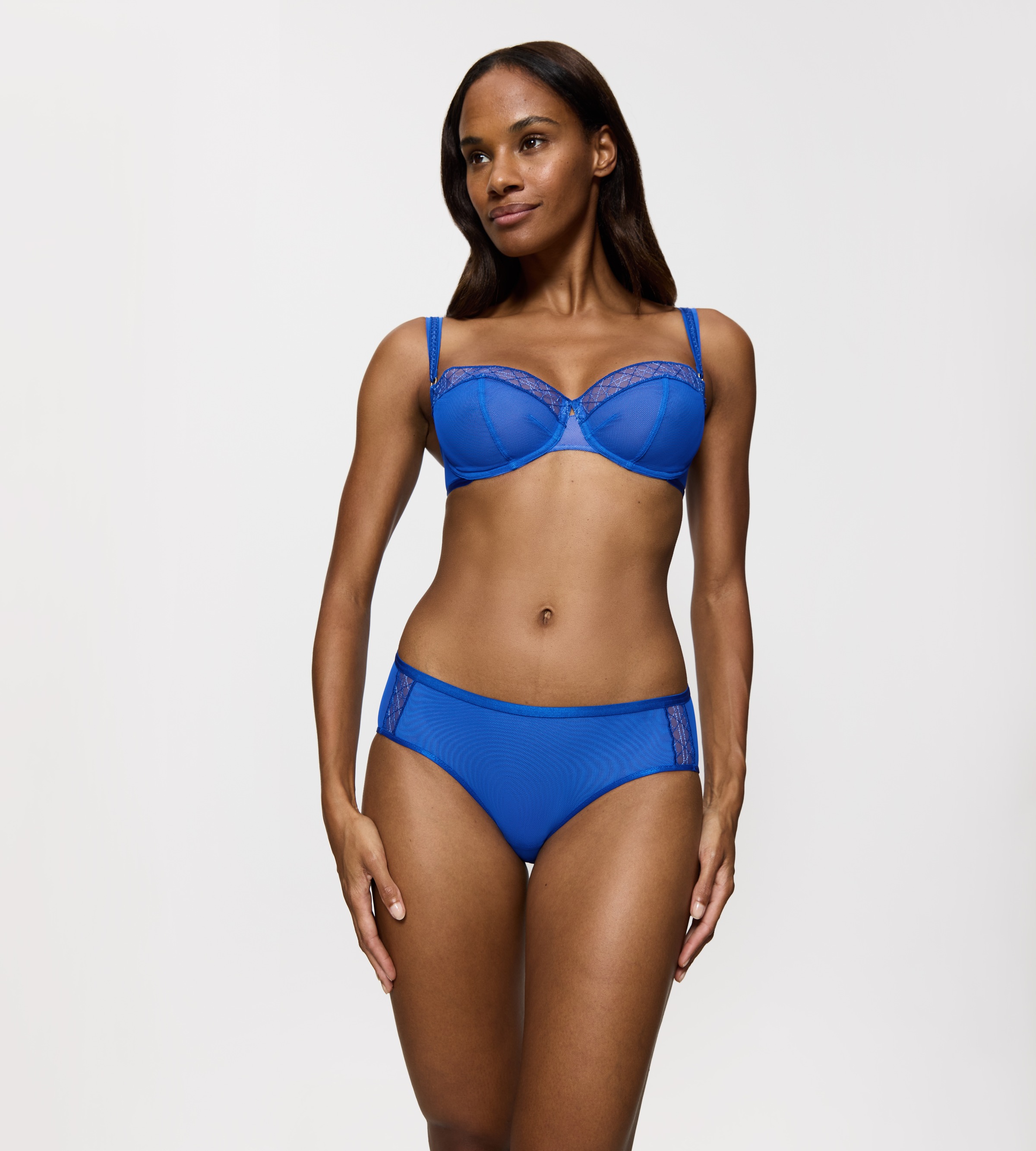 Triumph Hipster »Palina Cosmic Heartbeat«, Keyhole-Detail auf der Rückseite, mittelhoher Bund, elastisch, Mesh