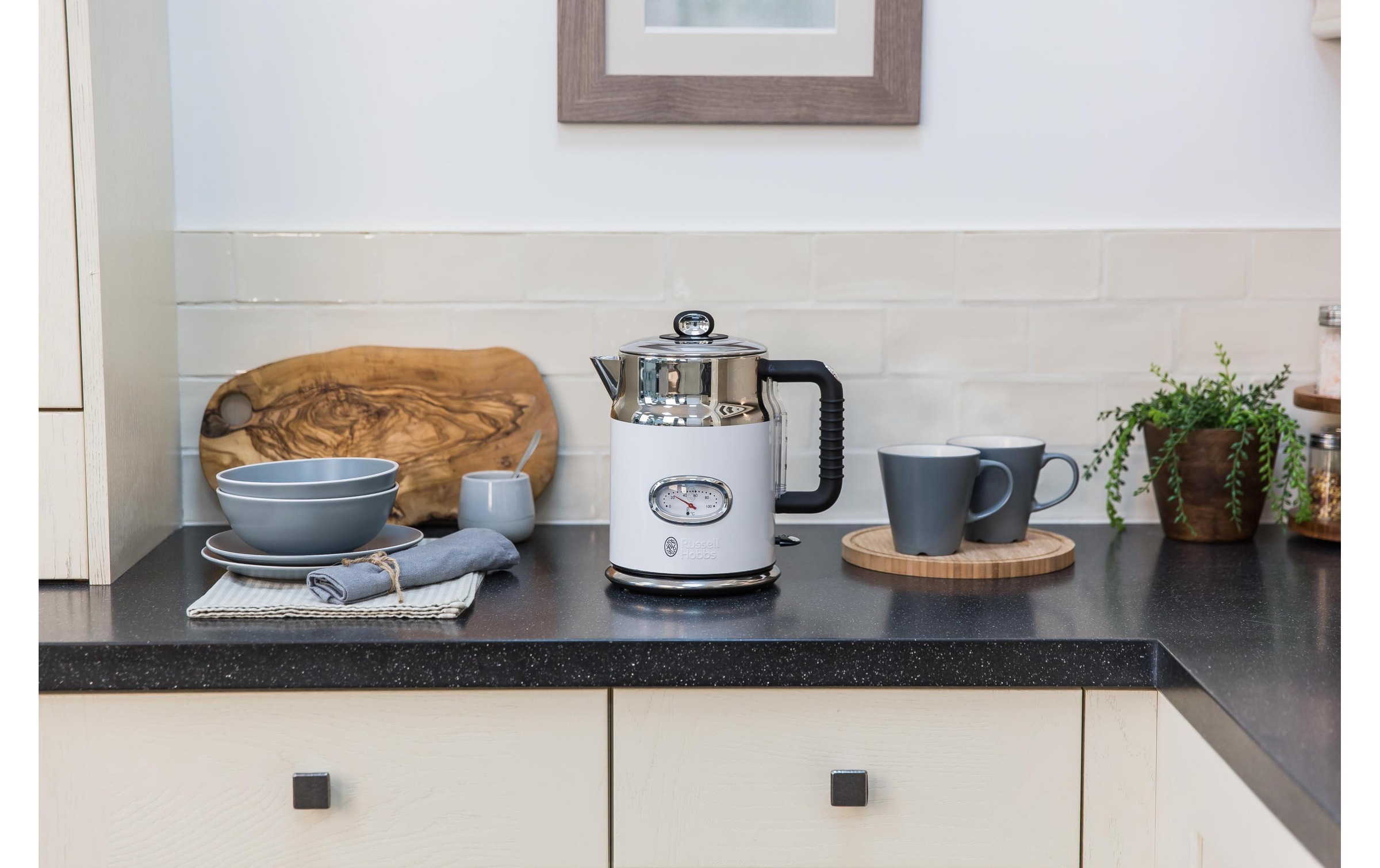 RUSSELL HOBBS Wasserkocher »Retro 21674-70«, 1,7 l, 2400 W